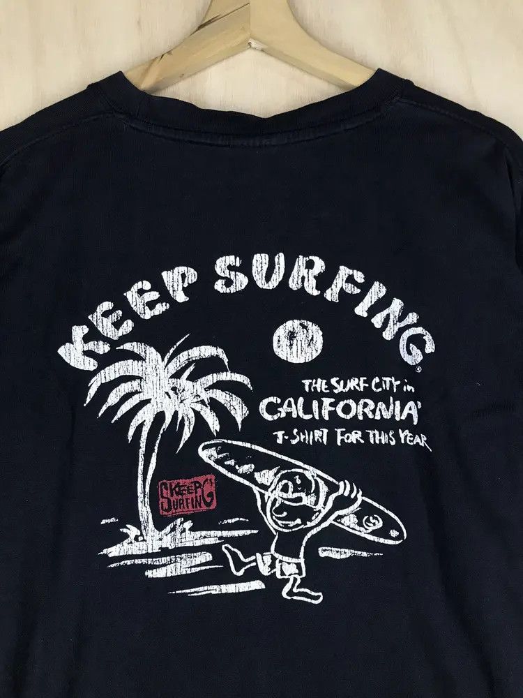 Vintage Vintage Keep Surfing Tshirts Size US L / EU 52-54 / 3 - 6 Thumbnail