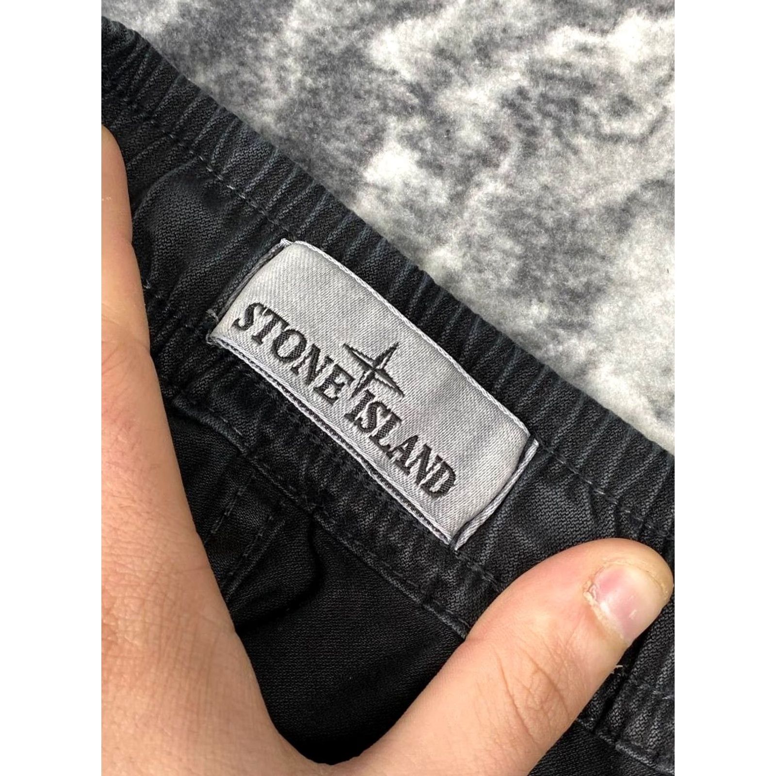 Stone Island Stone Island Cargo Pants Men 31 Black Regular Cargo Pocket Cotton Pants Mens Black 31Inseam 30in Vintage No Logo Accent Modern Casual Size US 31 - 4 Thumbnail