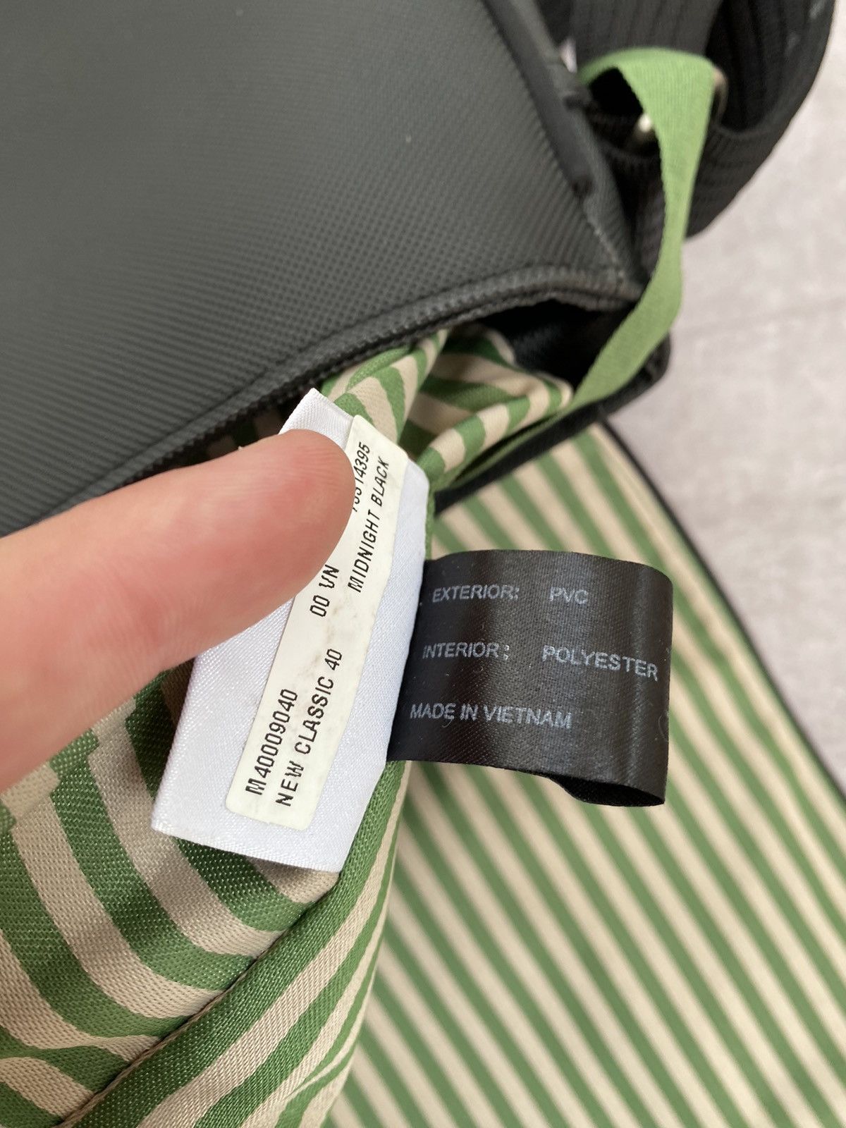 Lacoste Vintage Y2K Lacoste Crossbody Messenger Bag Adjustable Strap Size ONE SIZE - 19 Thumbnail