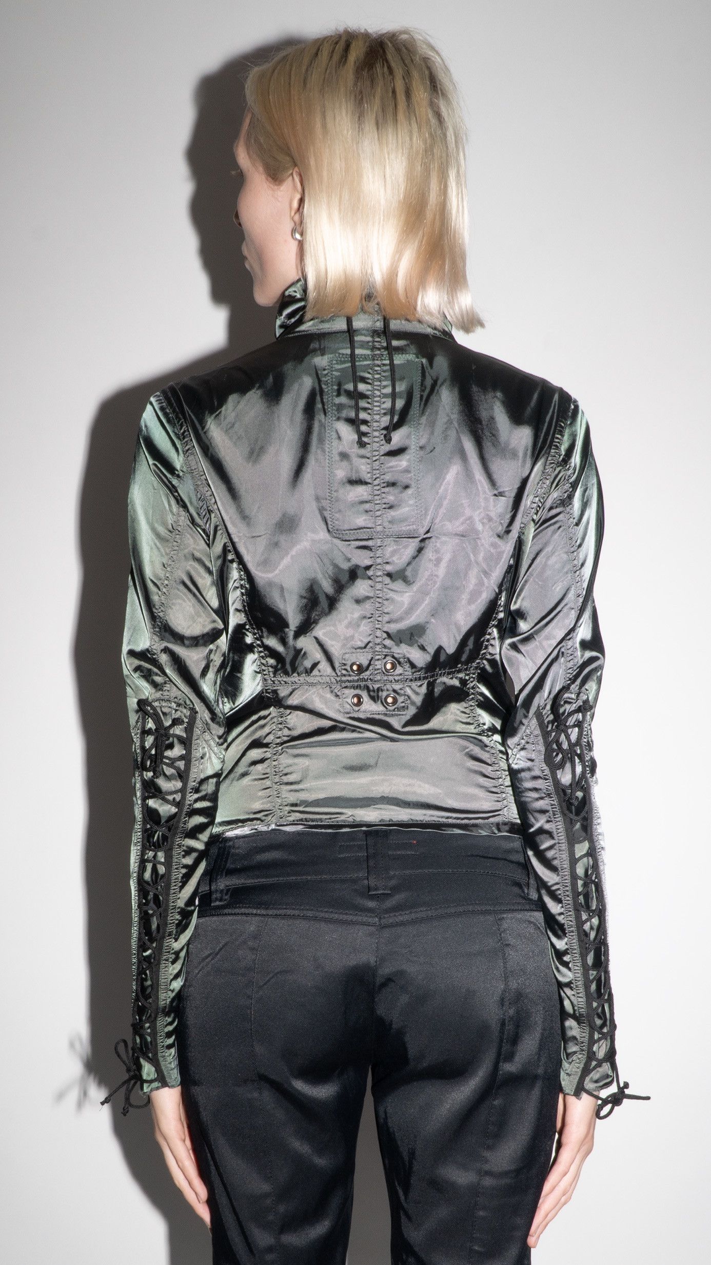 Prada Prada Sport Vintage Windbreaker Jacket with Lace-Up Sleeves Size M / US 6-8 / IT 42-44 - 7 Thumbnail