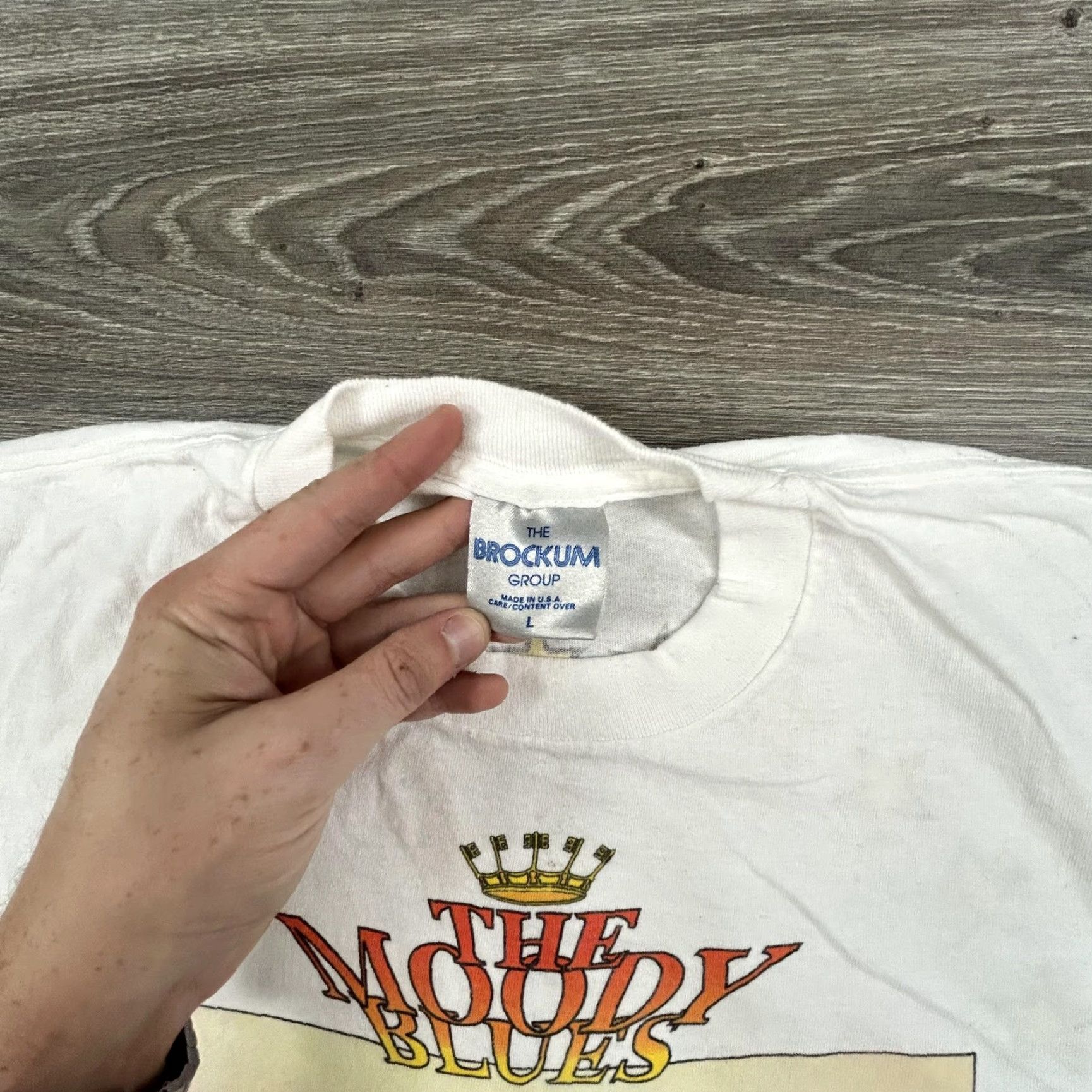 Vintage VINTAGE The Moody Blues Shirt Mens L Tour of the Kingdoms Brockum USA 80s White Short Sleeve Crew Neck Graphic Print Concert Rock Band Size US L / EU 52-54 / 3 - 4 Thumbnail