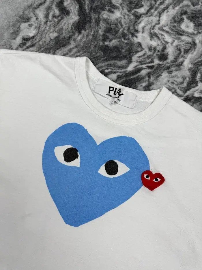 Comme des Garcons PLAY Comme des Garcons Play Red Emblem Heart T-shirt Big Logo Size US M / EU 48-50 / 2 - 2 Thumbnail