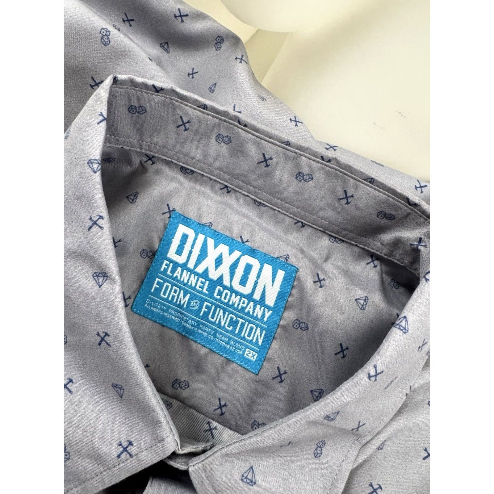 Vintage Dixxon DOXXON FLANNEL - DIAMOND MINING DICE GAMBLING Mens 2XL Shirt - EXCELLENT Shirt Mens 2XL Gray Diamond Mining Dice Gambling J9 Size US XXL / EU 58 / 5 - 4 Thumbnail