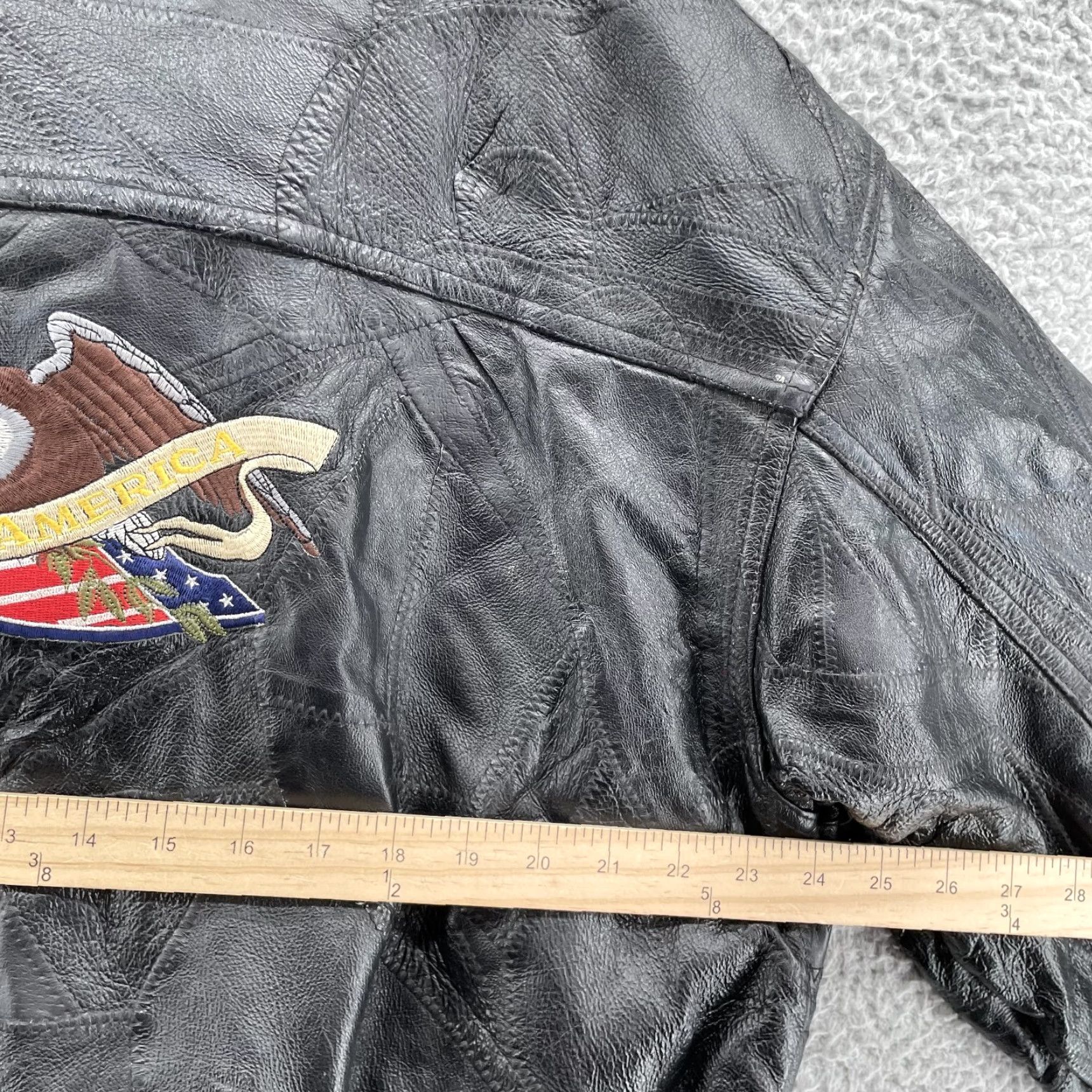 Vintage VTG Bomber Jacket Men's 2XL Black Leather Moto Biker Rocker Workwear VTG Bomber Jacket Leather Jacket 2XL Black Mens 90s Style Size US XXL / EU 58 / 5 - 6 Thumbnail