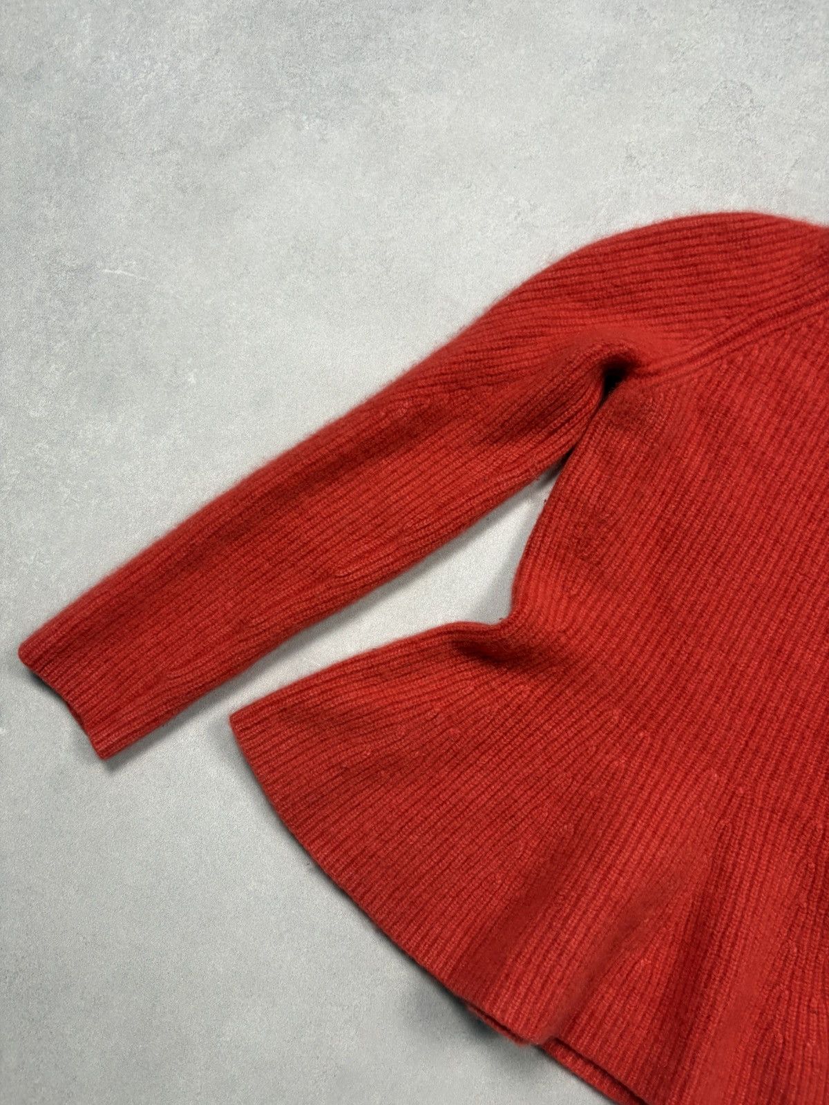 Iris von Arnim Iris Von Arnim Cashmere Peplum Knit Sweater Red M Italy Rare Size M / US 6-8 / IT 42-44 - 4 Thumbnail