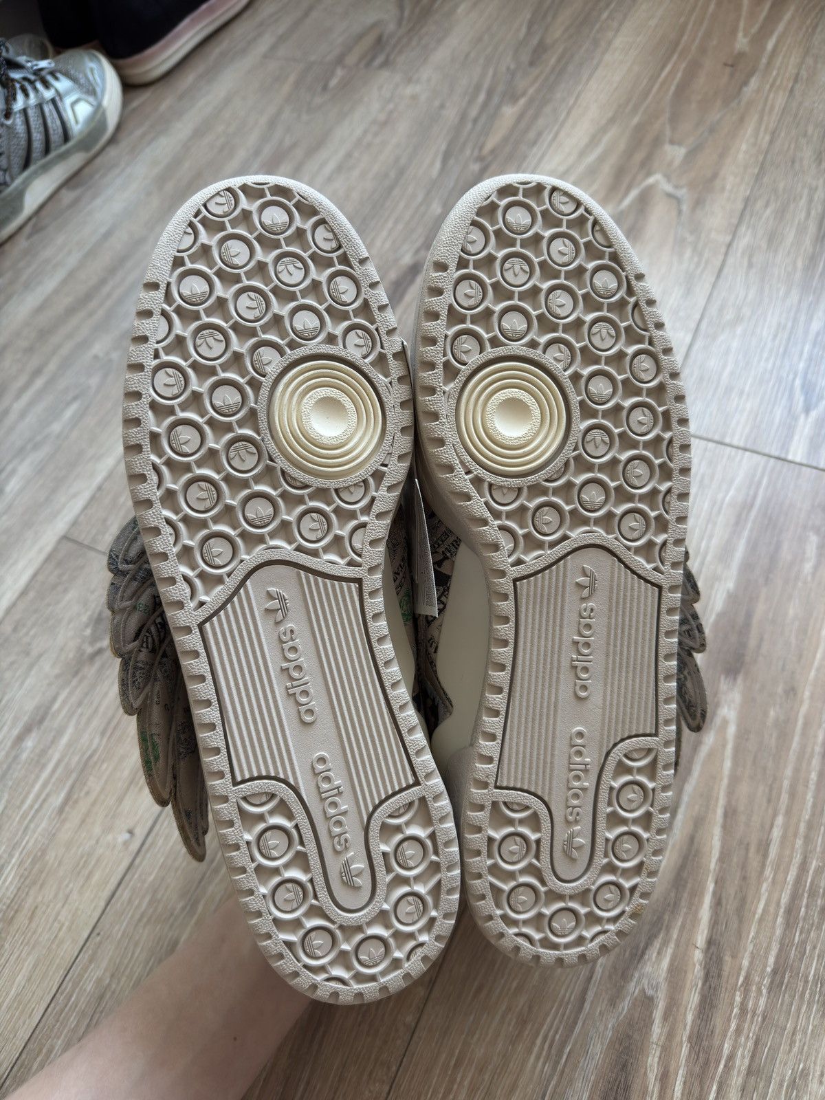 Adidas × Jeremy Scott Adidas x Jeremy Scott Forum Money Dollar Size US 12 / EU 45 - 9 Thumbnail