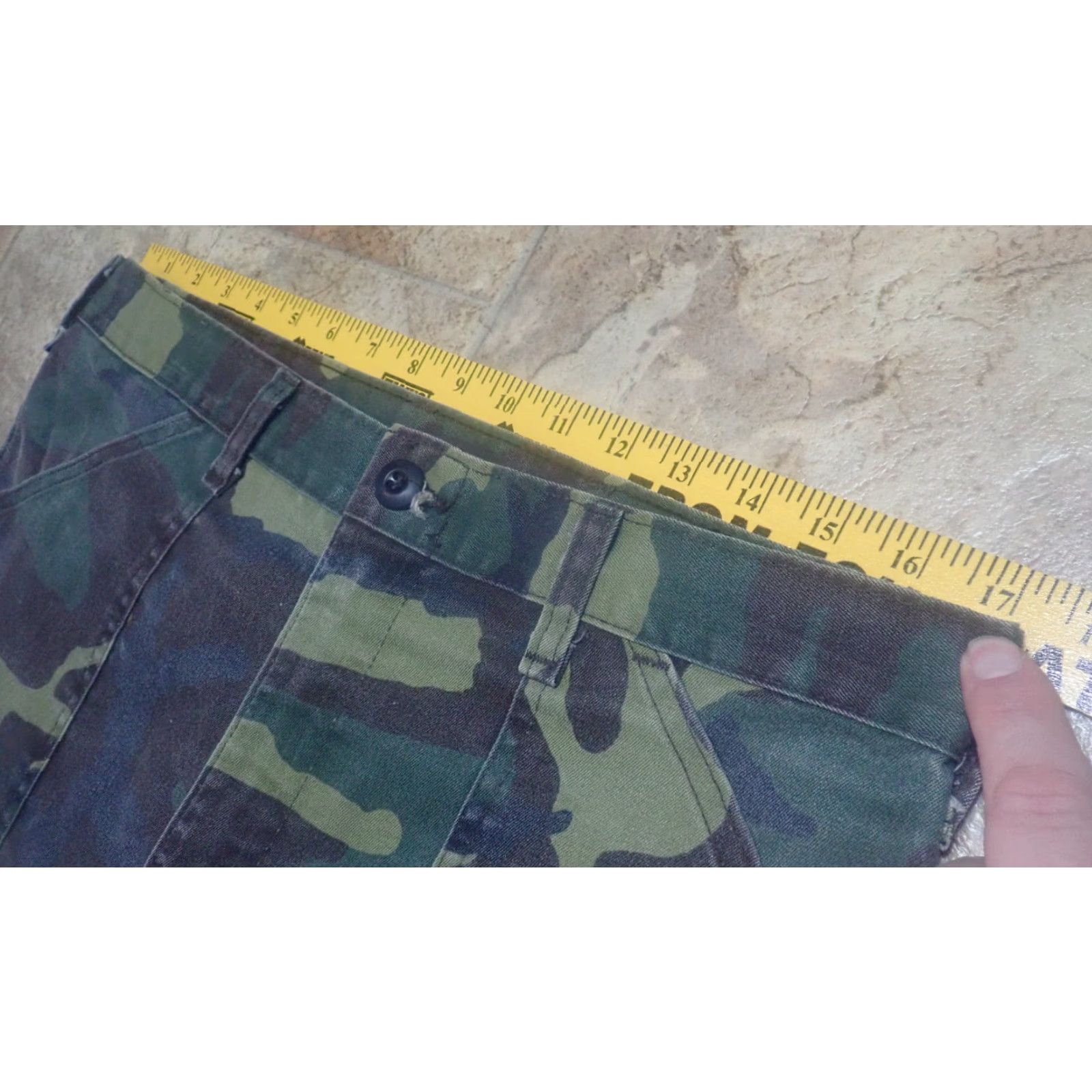 Vintage Vintage Liberty Woodland Camo Camouflage Hunting Pants Size M 34x30 Made in USA Size US 31 - 7 Thumbnail