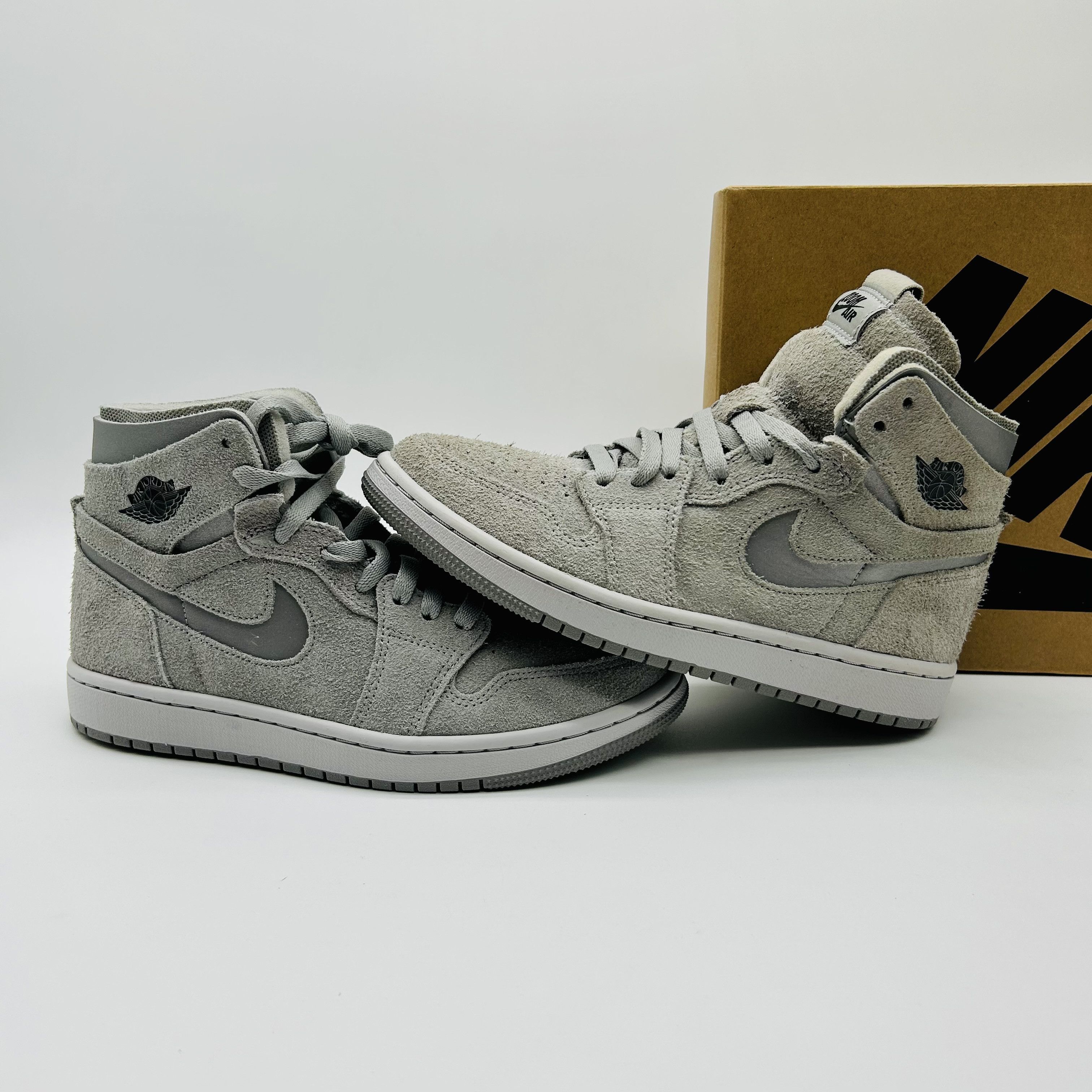 Jordan Brand Jordan 1 Zoom CMFT Metallic Silver (W) Size US 7.5 / IT 37.5 - 2 Thumbnail