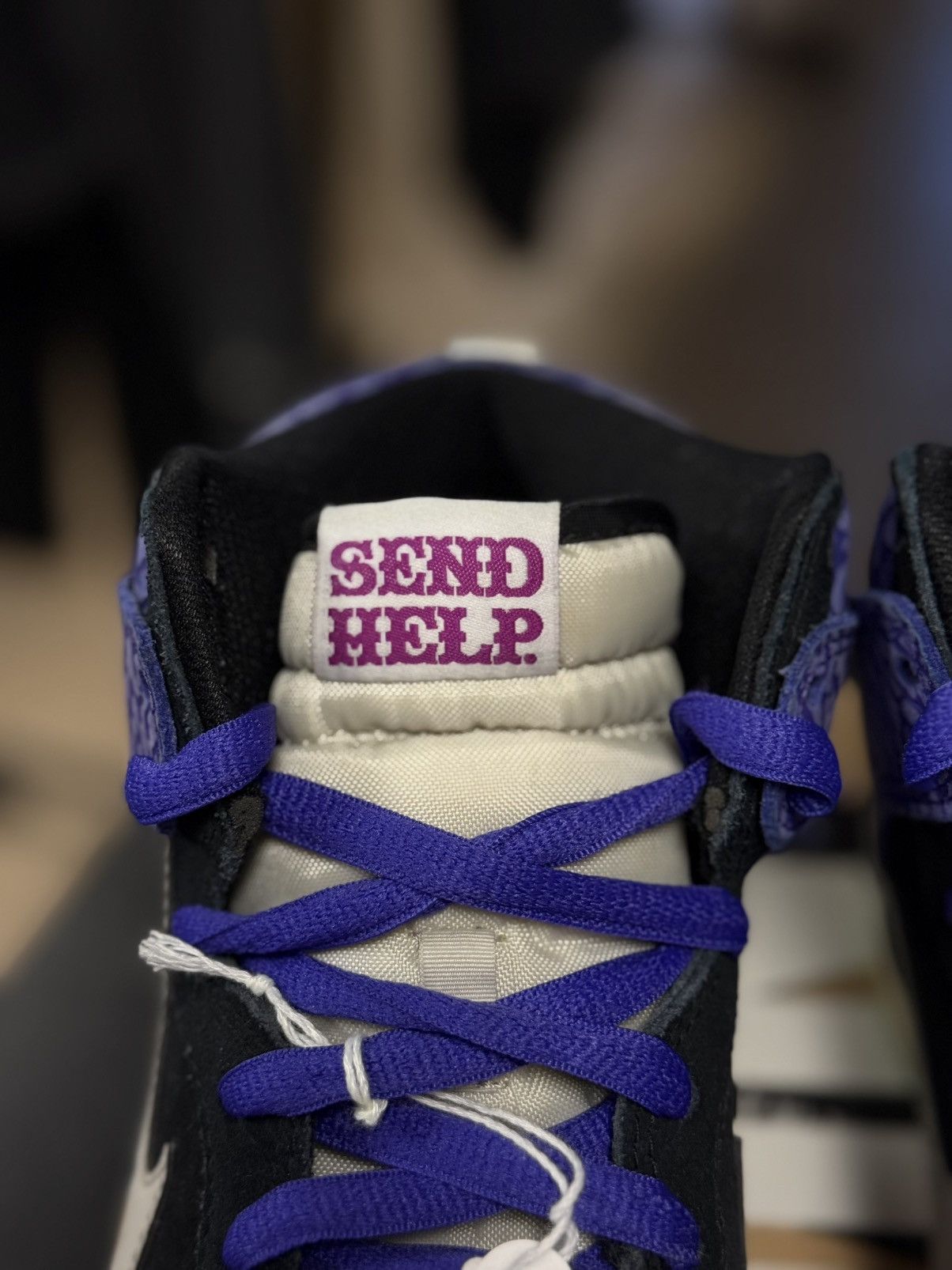 Nike Dunk High SB Send Help Dog Walker Size 11 2013 Size US 11 / EU 44 - 5 Thumbnail