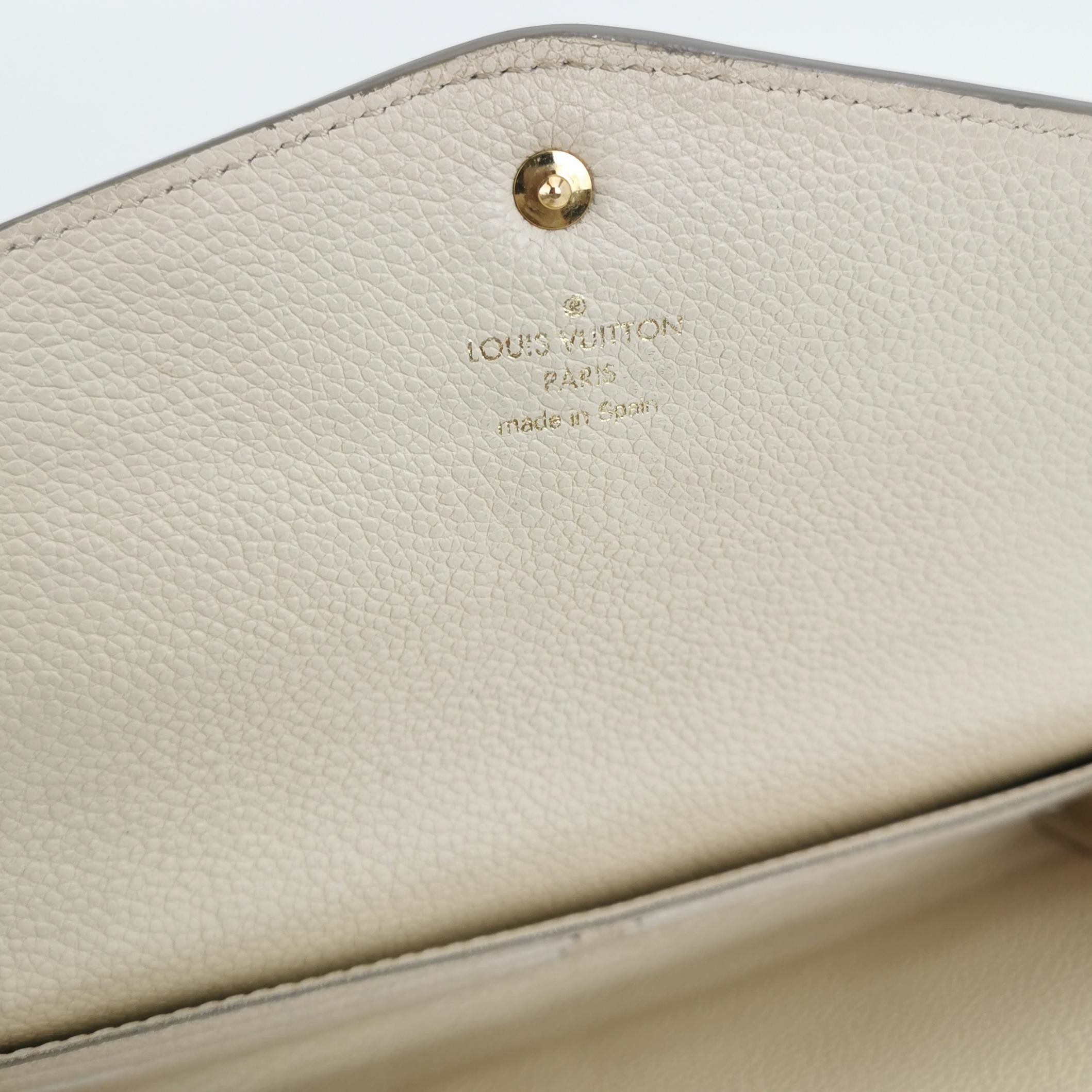 Louis Vuitton Louis Vuitton (LV) Curieuse Wallet Cowhide Solid Color Old Size ONE SIZE - 2 Thumbnail