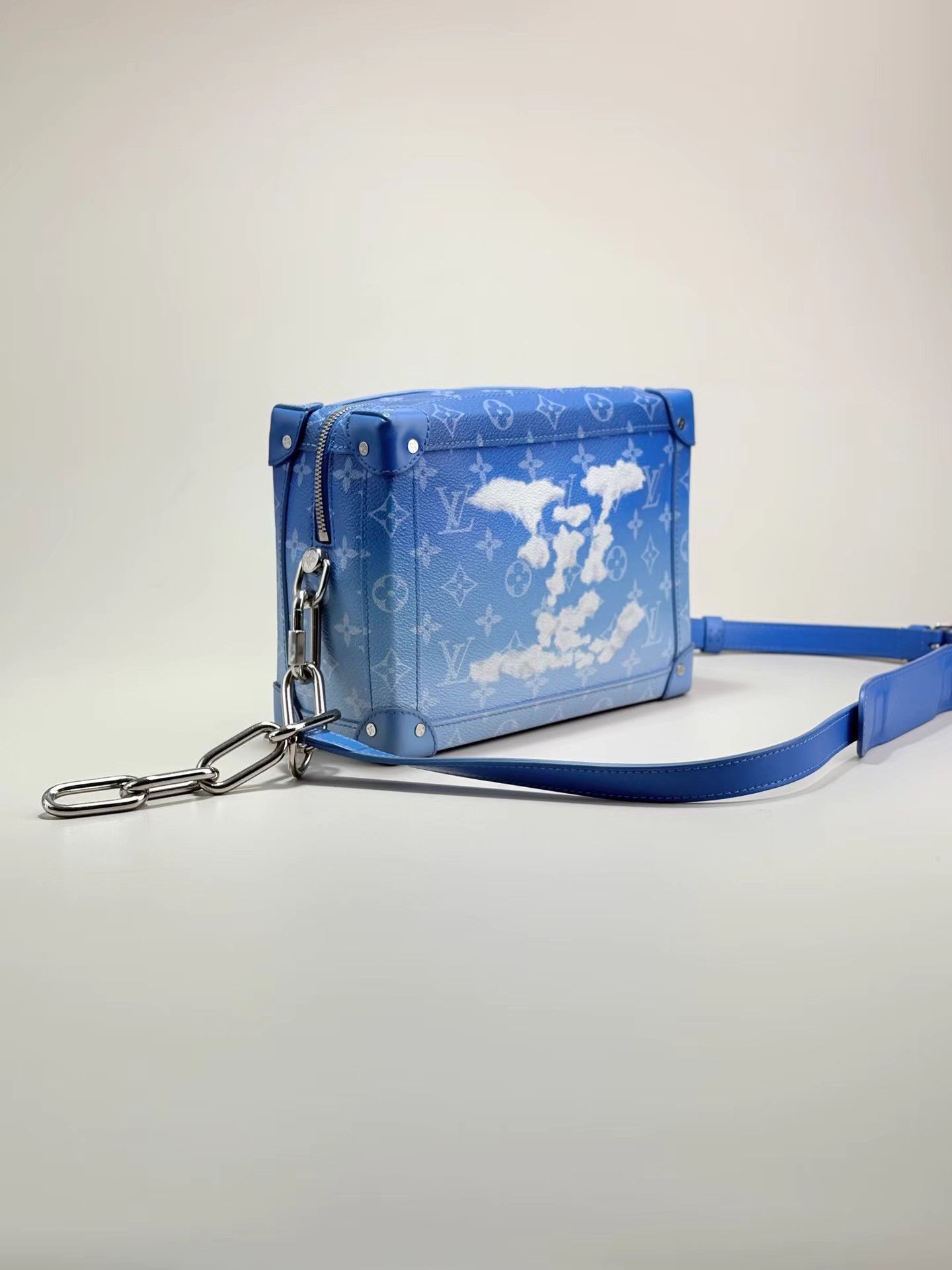 Louis Vuitton LOUIS VUITTON LV Clouds SOFT TRUNK Shoulder Box Bag Size ONE SIZE - 2 Thumbnail