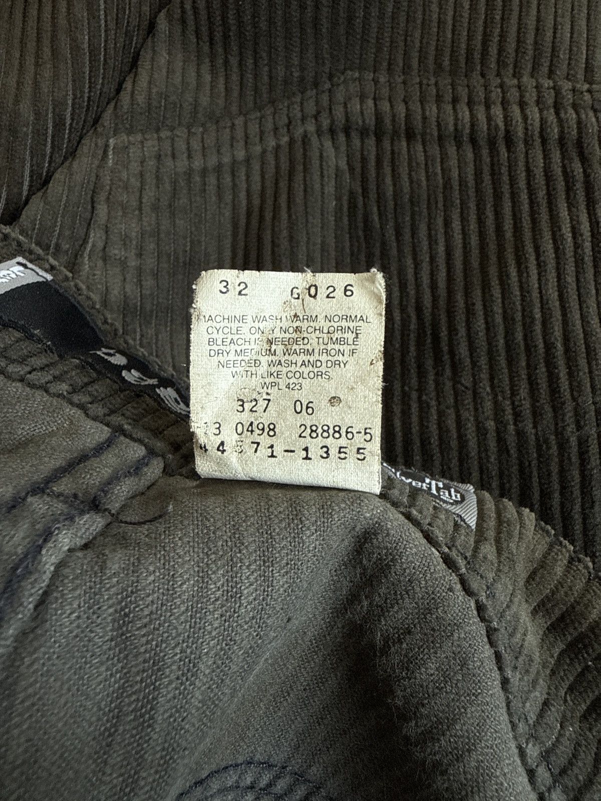 Levi's Vintage 90s Silvertab Baggy Black Corduroy Size US 36 / EU 52 - 5 Thumbnail