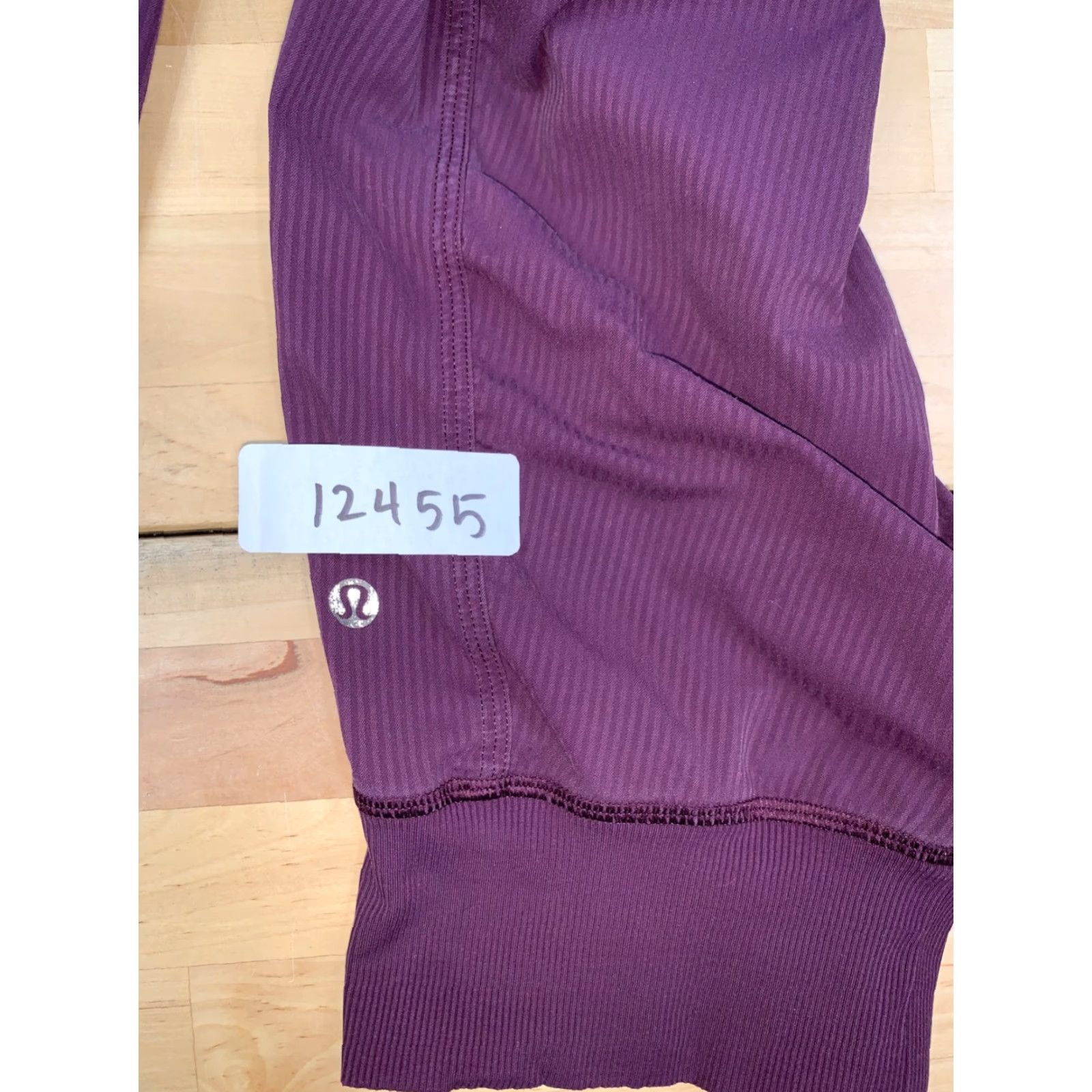 Lululemon Lululemon Pants Womens 8 Purple Cropped Activewear Casual Travel Size 30" / US 8 / IT 44 - 3 Thumbnail