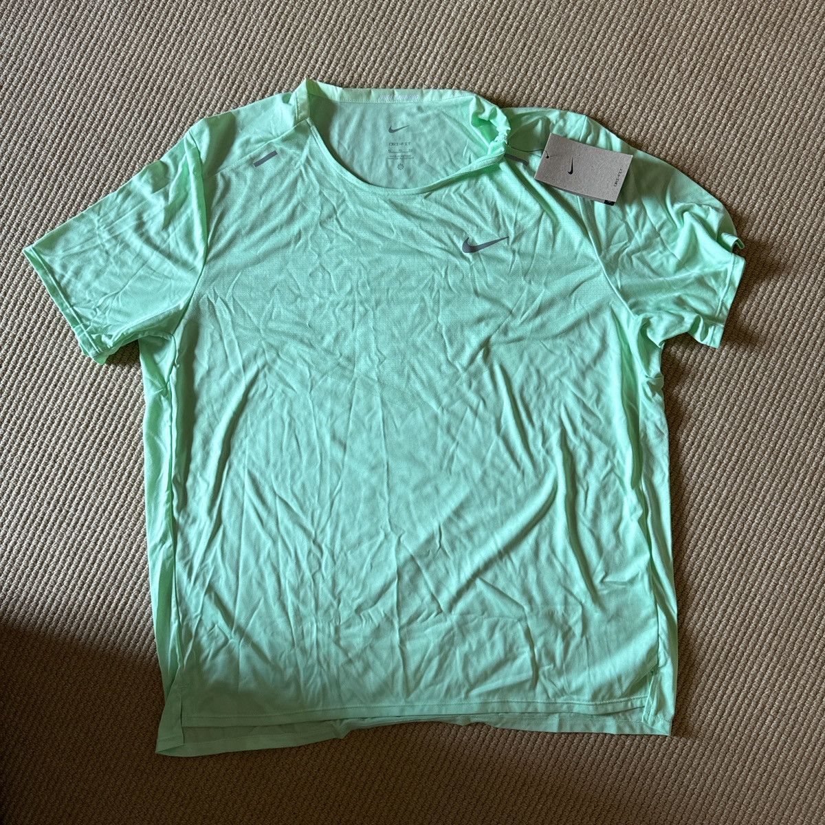 Nike Nike Green Drifit Shirt Size US XL / EU 56 / 4 - 1 Thumbnail