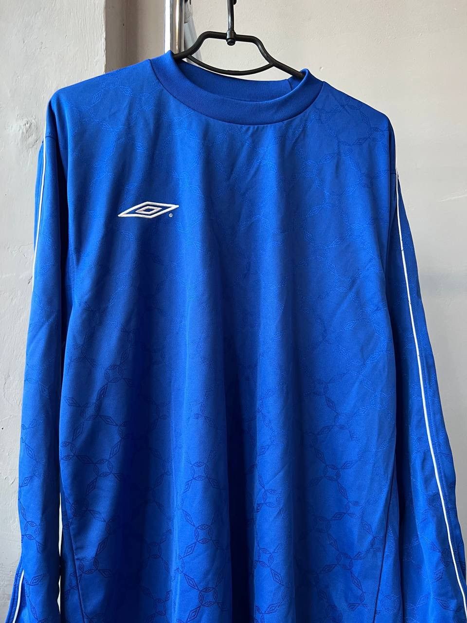 Umbro VINTAGE UMBRO #2 TEMPLATE SOCCER JERSEY FOOTBALL SHIRT M Size US M / EU 48-50 / 2 - 4 Thumbnail
