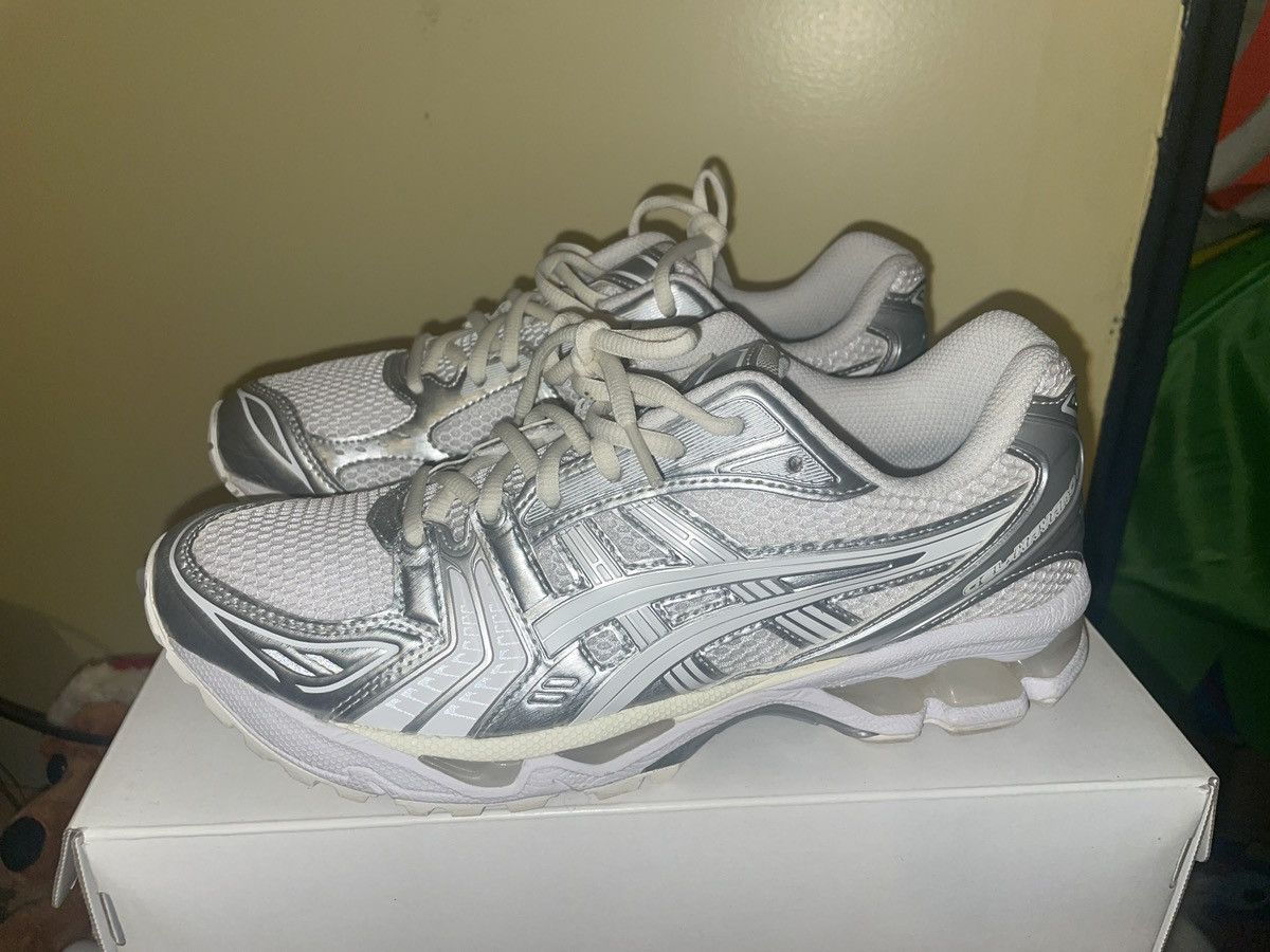 Asics × JJJJound JJJJound x ASICS GEL-KAYANO™ 14 - White Size US 8 / EU 41 - 5 Thumbnail
