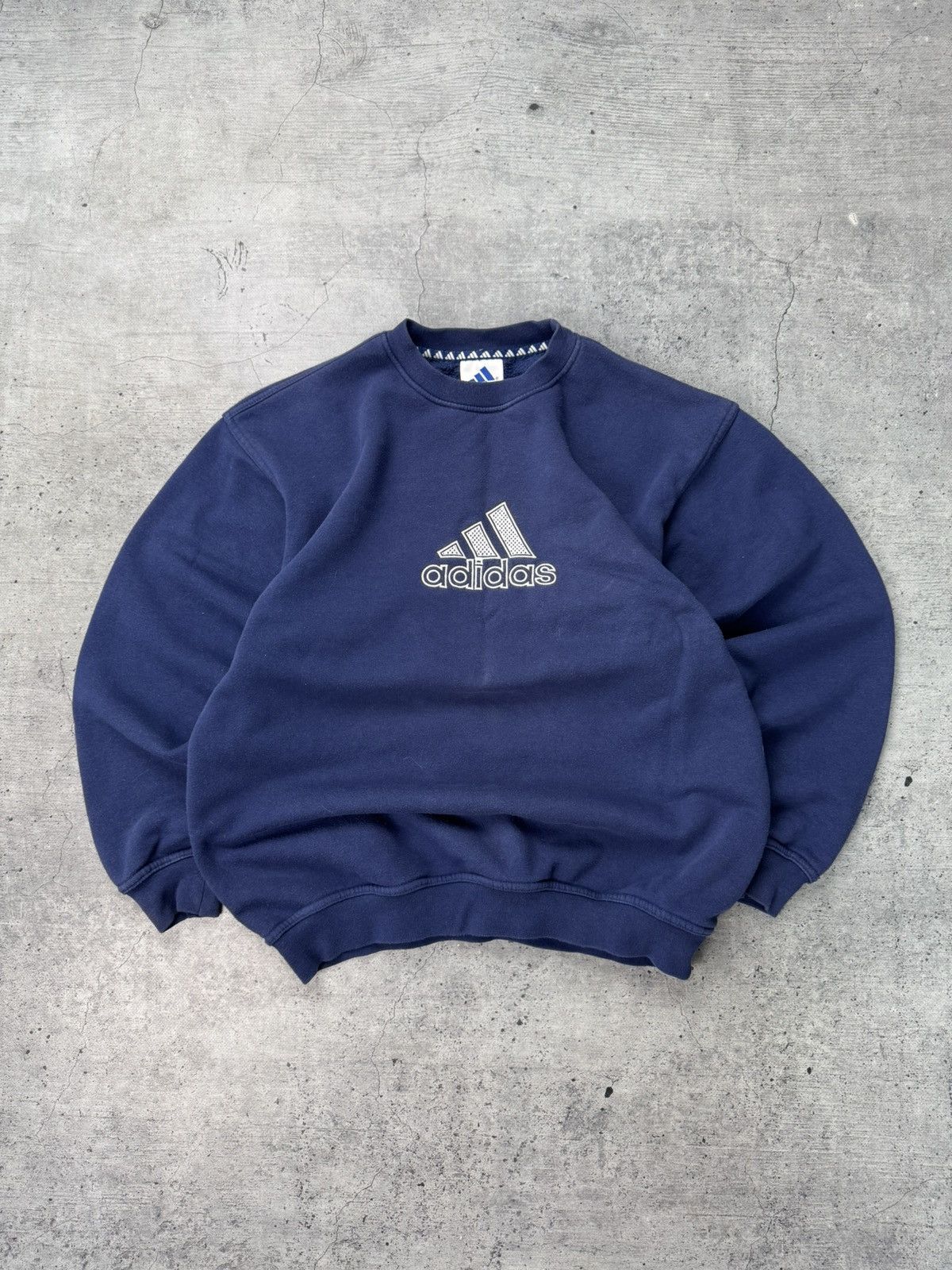 Adidas Adidas Big Logo Vintage Baggy Sweatshirt Size US L / EU 52-54 / 3 - 1 Thumbnail
