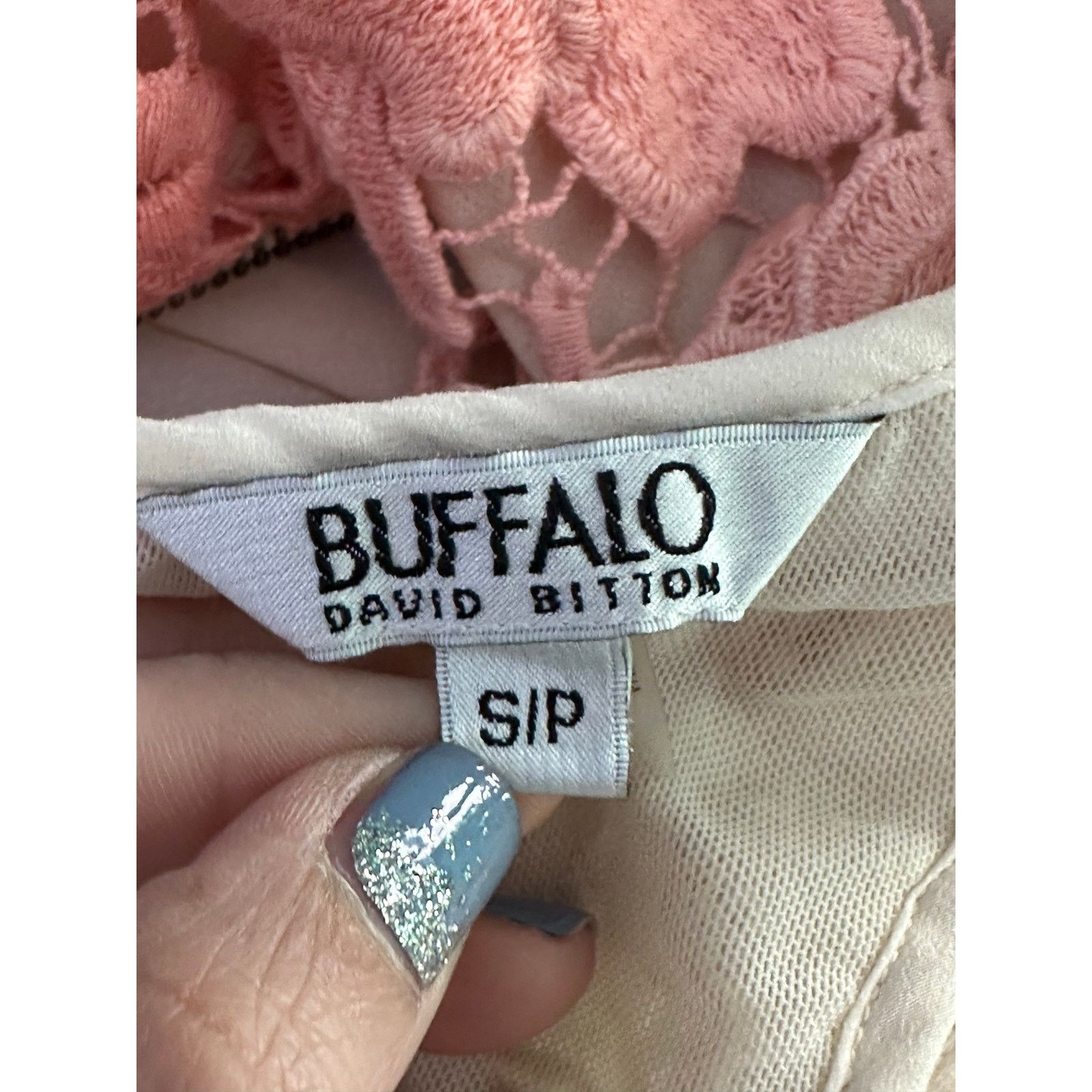 Buffalo David Bitton Buffalo cream melon ombre eyelet mini dress size Small Size S / US 4 / IT 40 - 3 Thumbnail