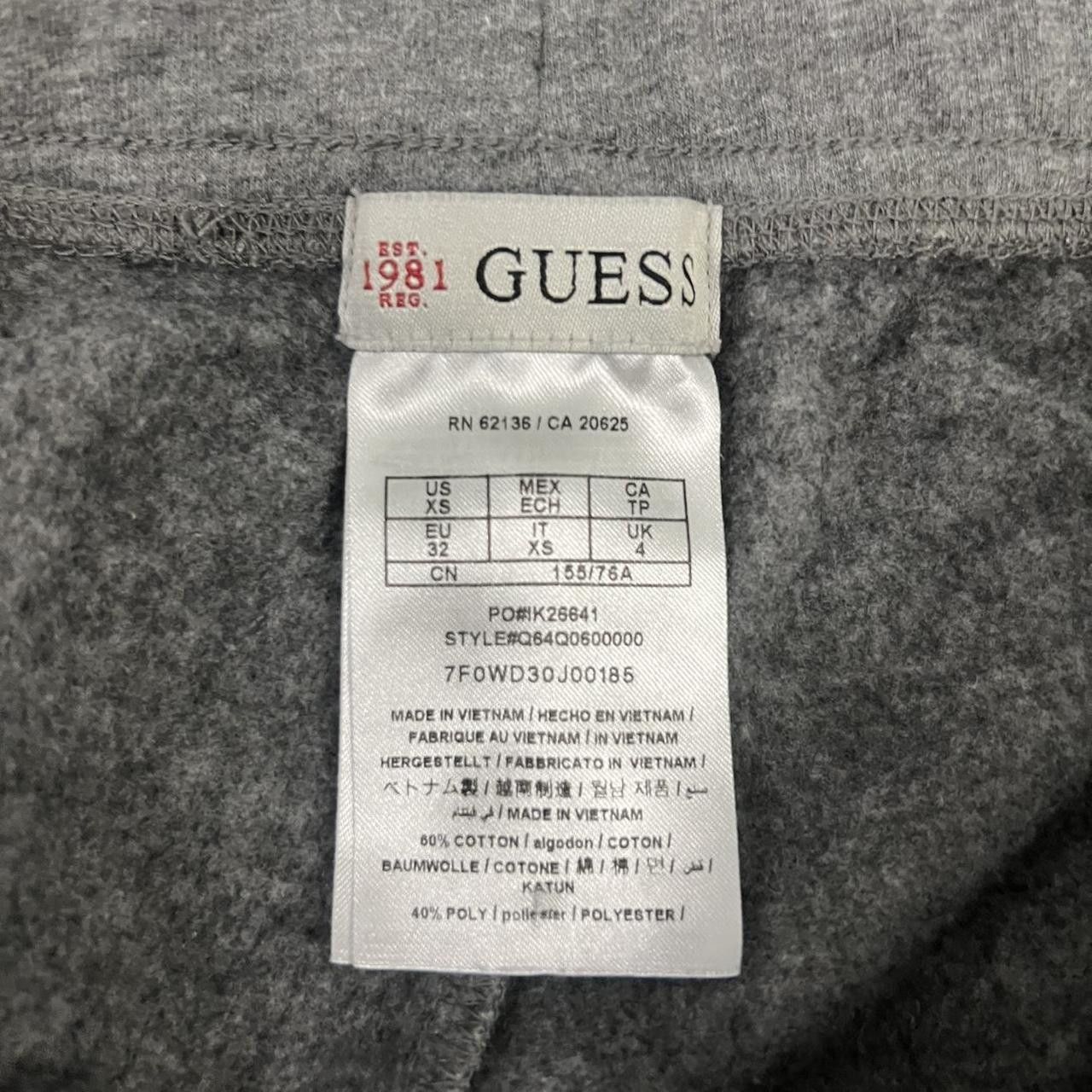 Guess Vintage Y2K/2000s Baggy Grey Guess Women’s Sweatpants Size 30" / US 8 / IT 44 - 6 Thumbnail