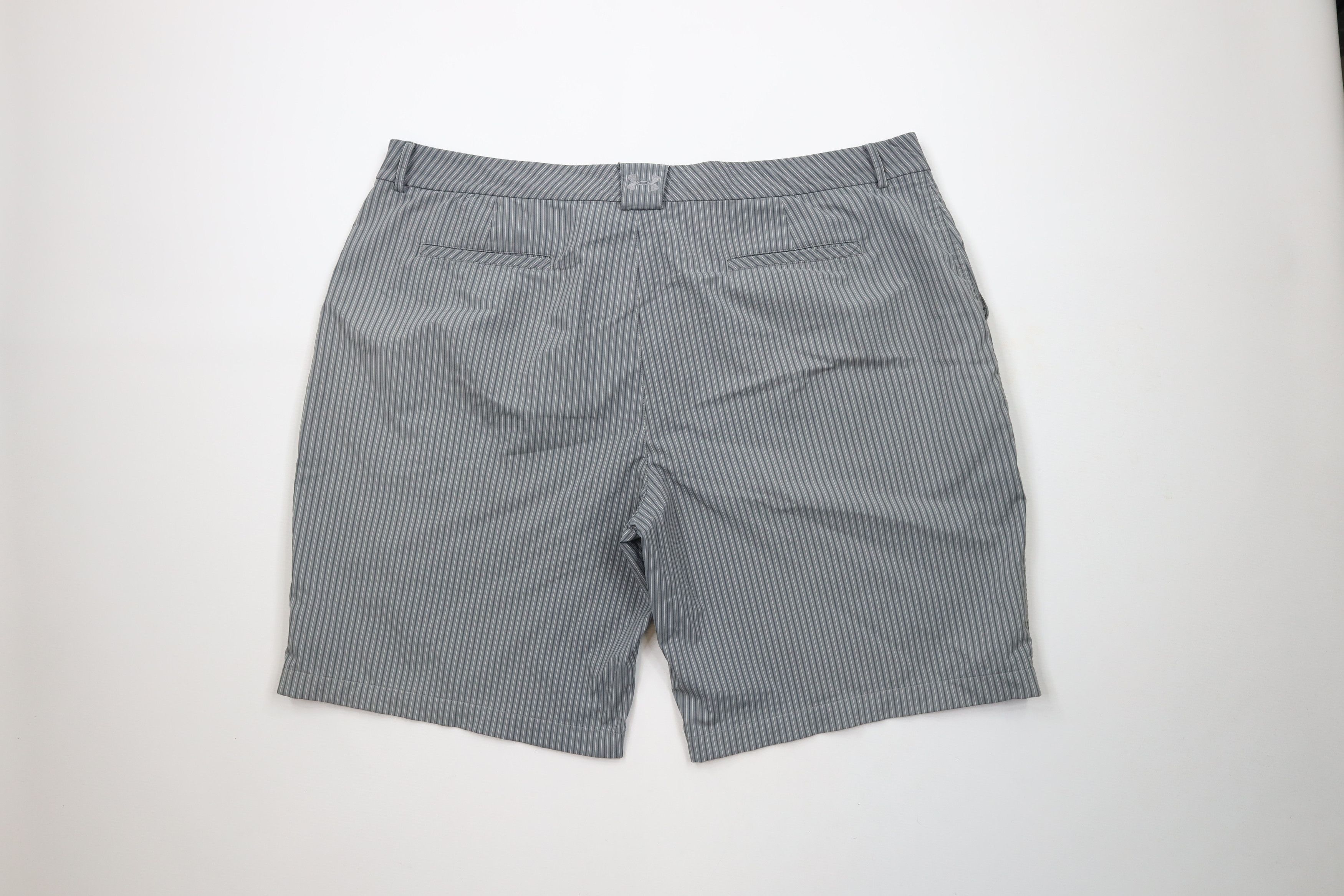 Under Armour × Vintage Vintage Under Armour Tech Golfing Golf Chino Shorts Gray Size US 42 / EU 58 - 9 Thumbnail
