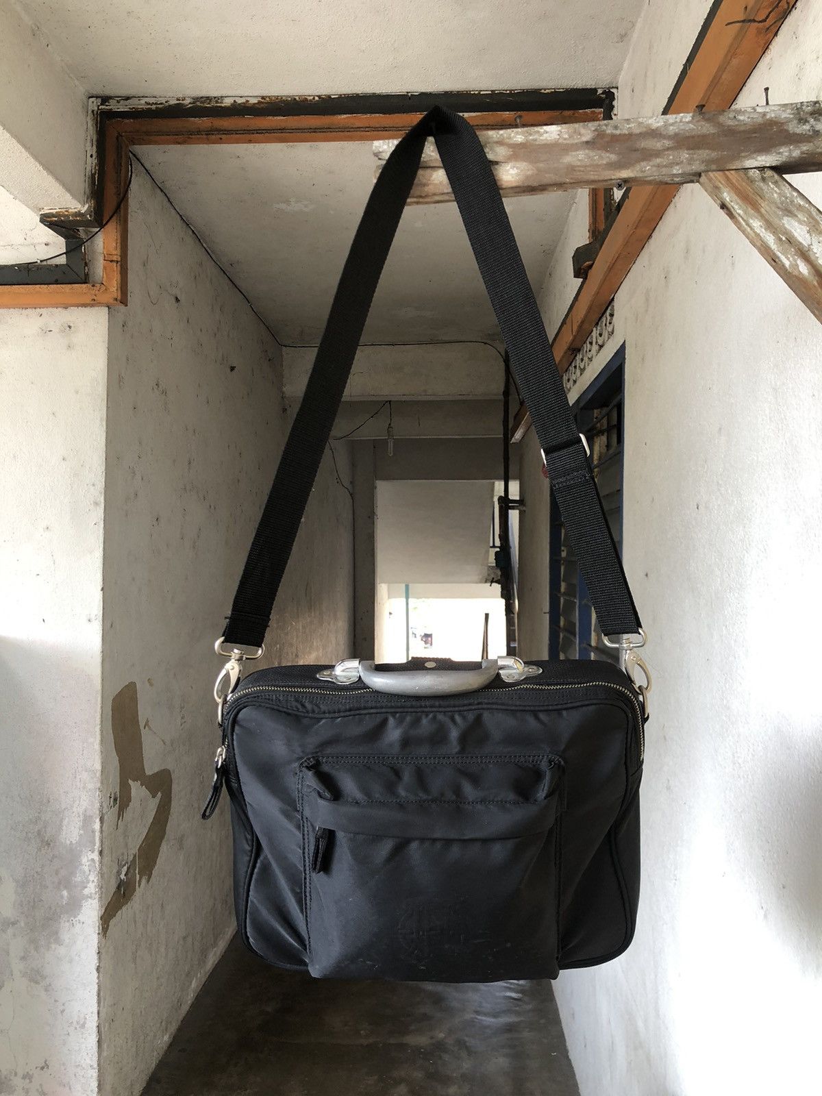 Jean Paul Gaultier Vintage 90s Jean Paul Gaultier 2 in 1 Messenger Bag Size ONE SIZE - 3 Thumbnail