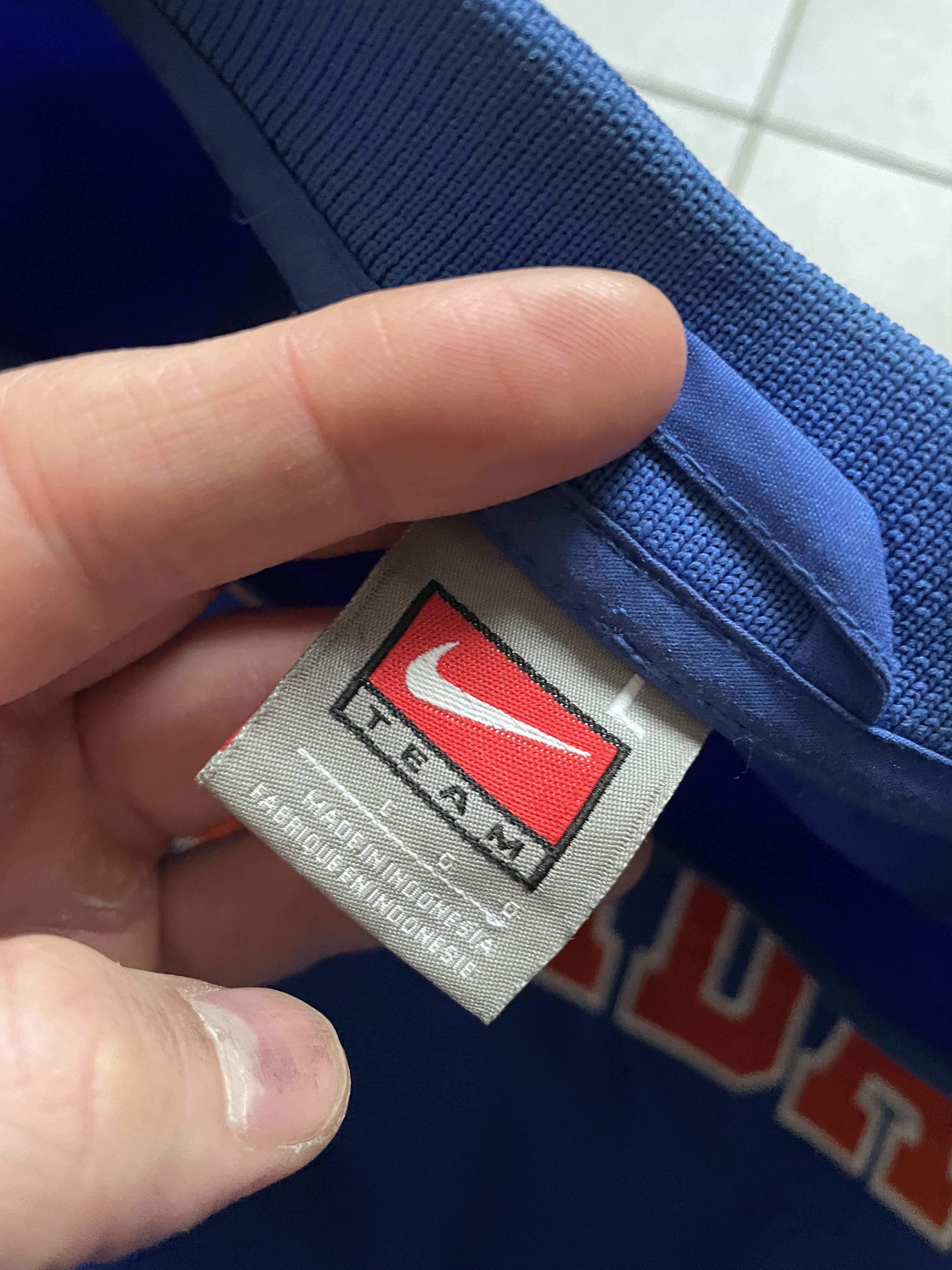 Nike VINTAGE NIKE 90S FLORIDA GATORS BLUE ORANGE LIGHT JACKET Size US L / EU 52-54 / 3 - 3 Thumbnail