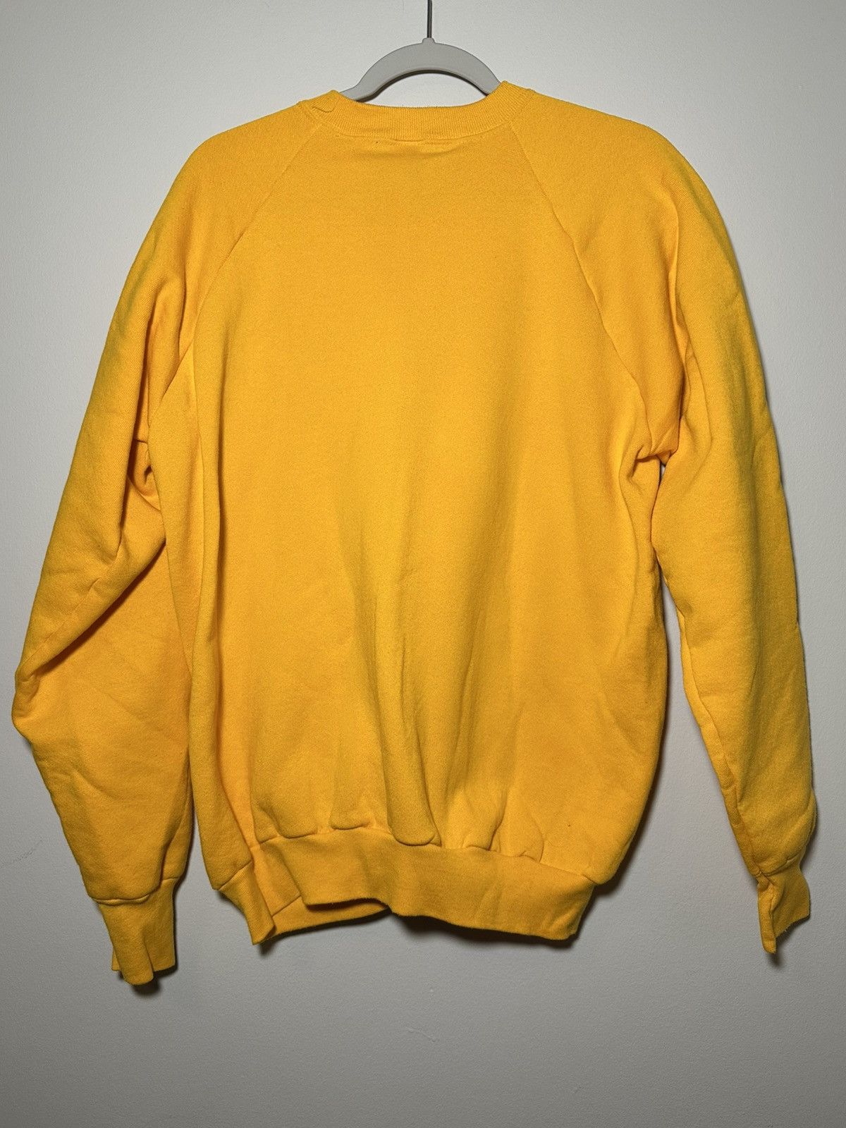 Fruit Of The Loom Vintage 1991 Yellow New Orleans Mardi Gras Sweatshirt Size US XL / EU 56 / 4 - 4 Thumbnail