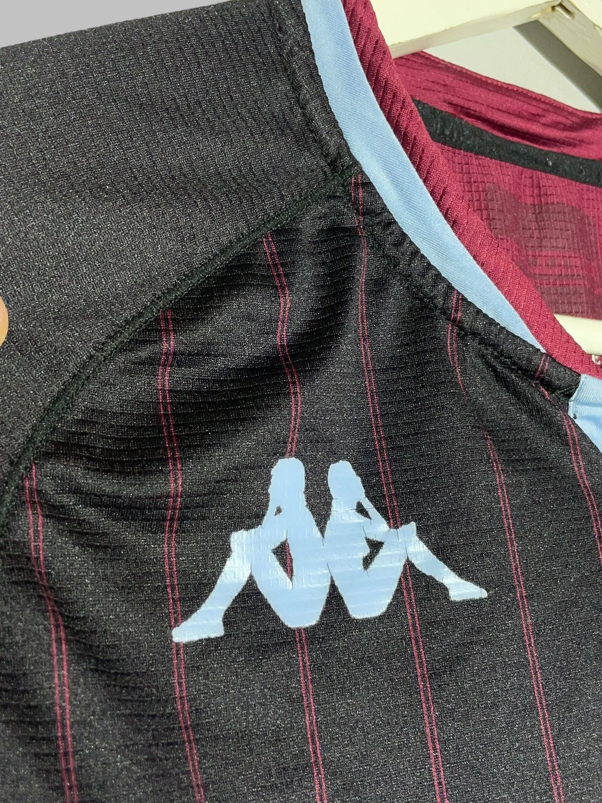 Kappa Aston Villa Kappa 2020/21 Away Football Shirt Soccer Jersey Size US S / EU 44-46 / 1 - 4 Thumbnail