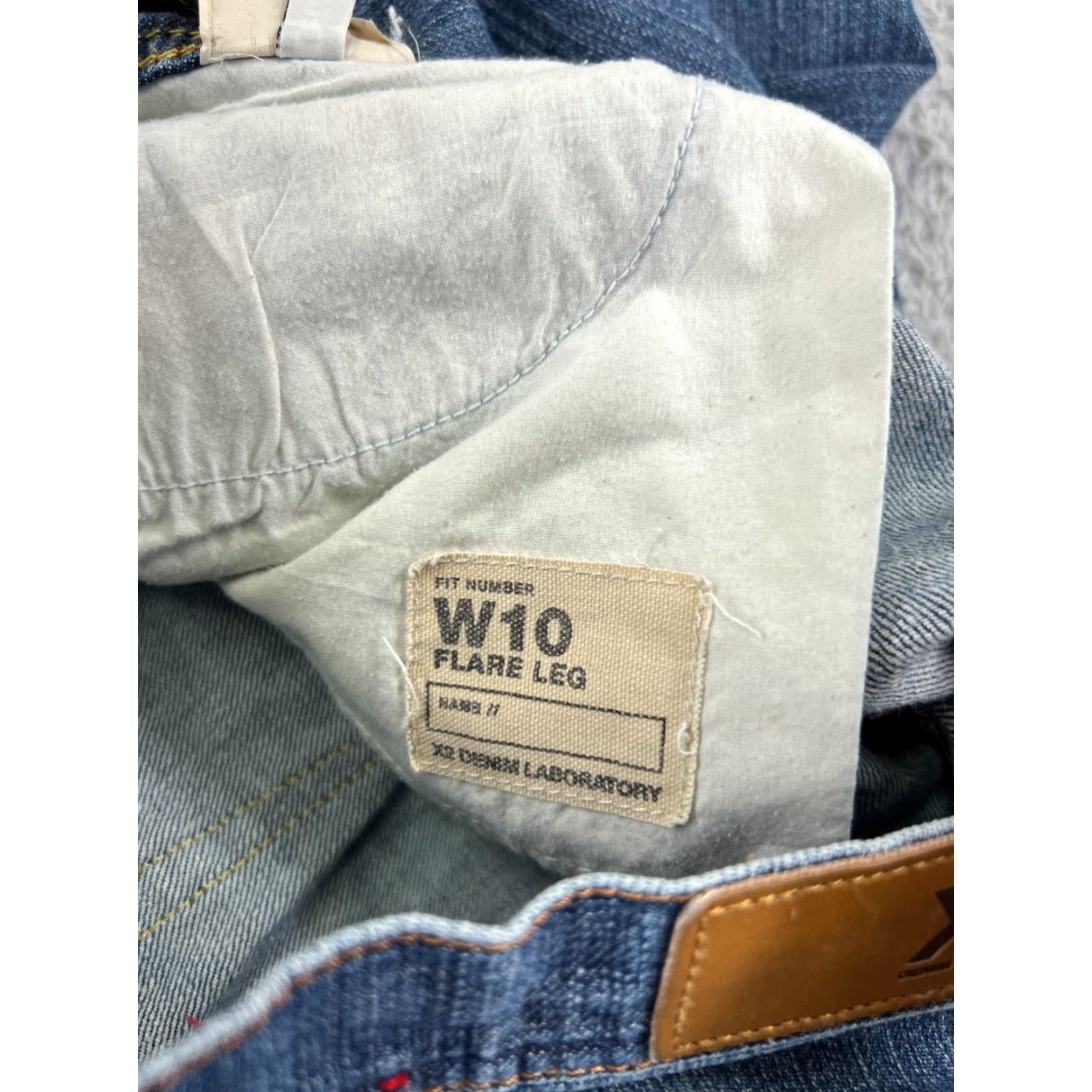 Express Express Jeans Bootcut Denim 30x29 Womens 8 Blue Cotton Elastane Low Rise 5-Pocket Design Inseam 29 Regular Size 30" / US 8 / IT 44 - 3 Thumbnail