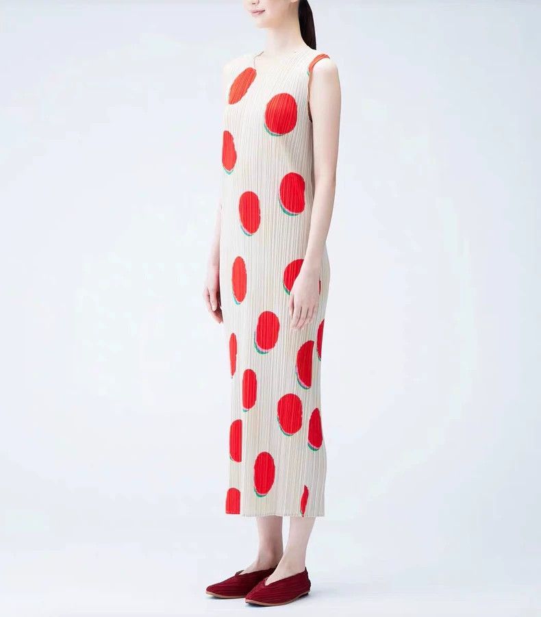 Issey Miyake Issey Miyake A round-neck dress featuring Fukuoka fruits Size L / US 10 / IT 46 - 5 Thumbnail