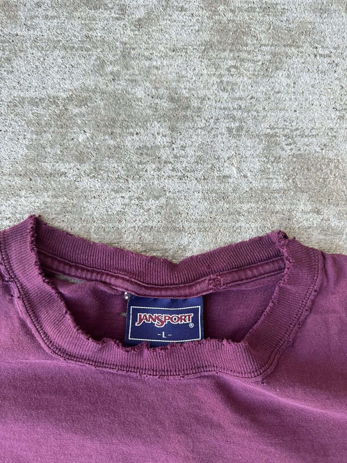 Vintage Y2K Thrashed Faded MIT Tee Shirt Size US L / EU 52-54 / 3 - 6 Thumbnail