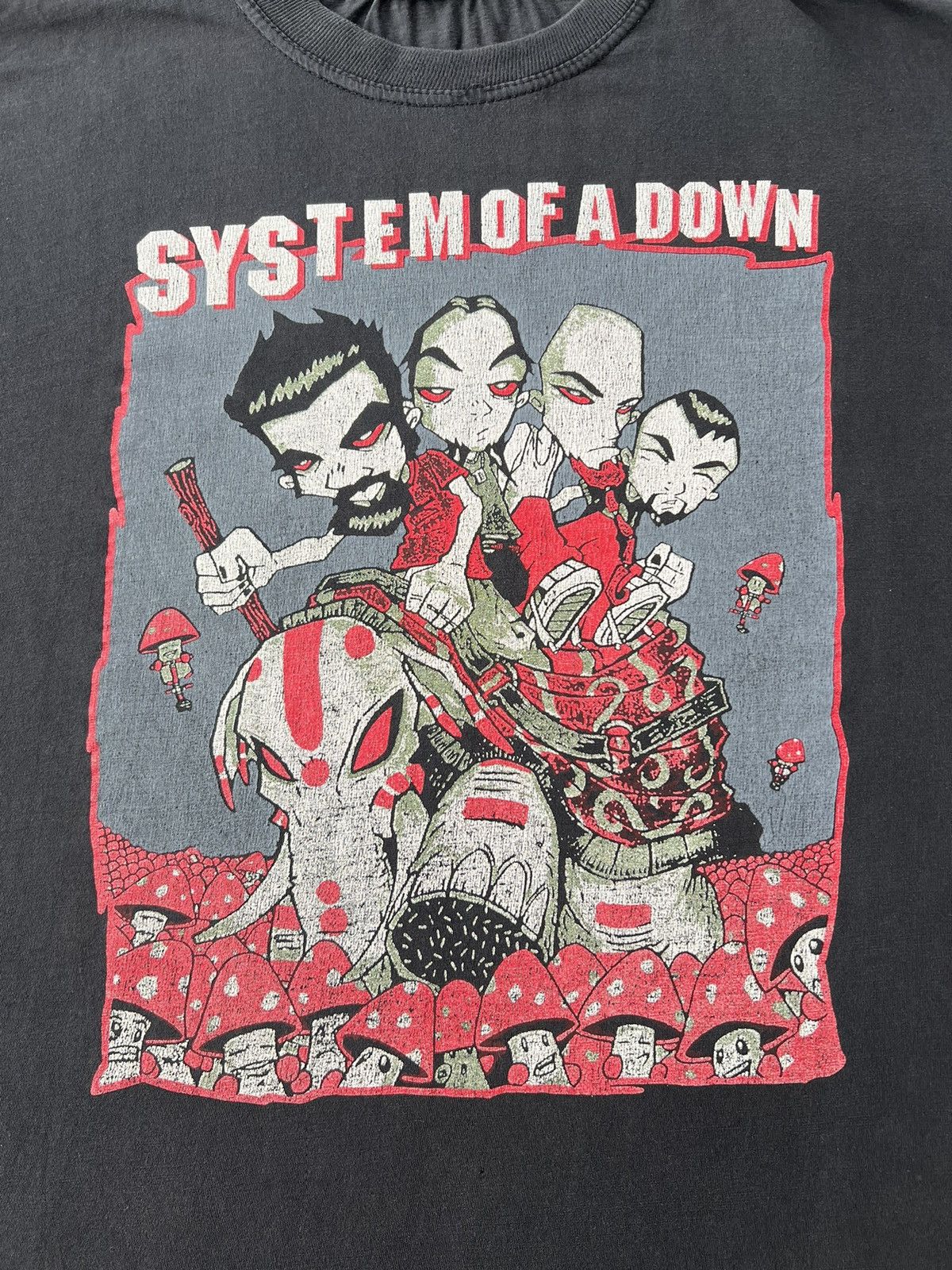 Band Tees Vintage 2000s System of a Down SOAD Mushroom Elephant Tshirt Size US M / EU 48-50 / 2 - 6 Thumbnail