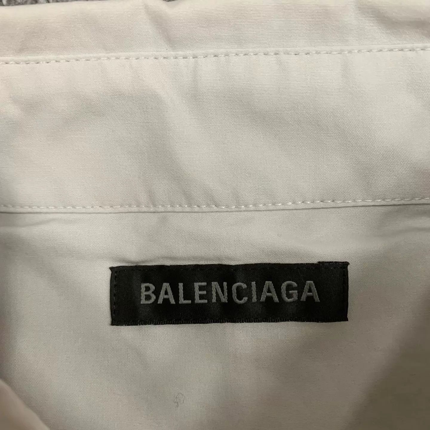 Balenciaga Balenciaga White Destroyed Reverse Logo SS Shirt 37 98 New Size US XS / EU 42 / 0 - 4 Thumbnail