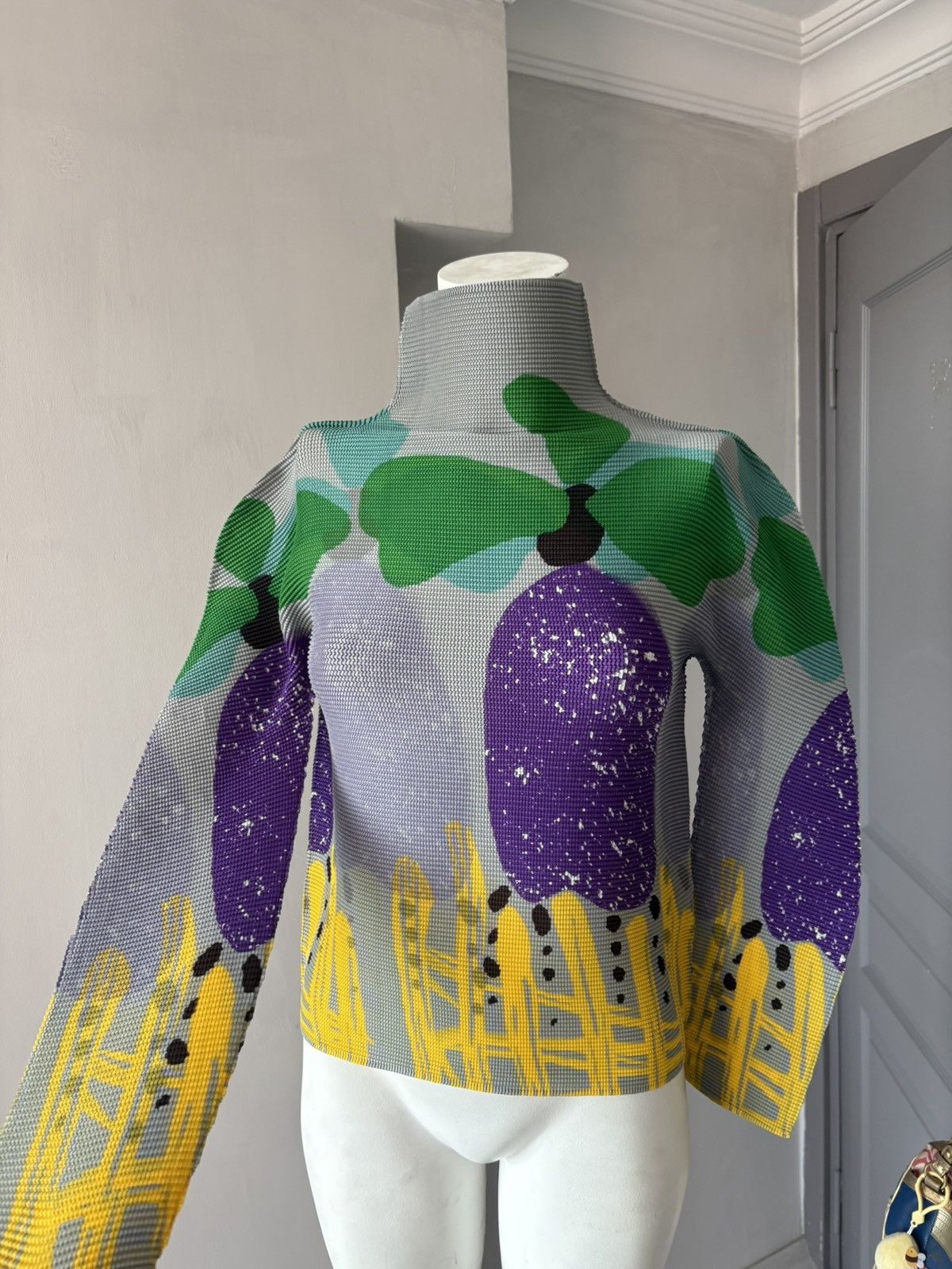 Issey Miyake Issey Miyake flowerpot top Size M / US 6-8 / IT 42-44 - 7 Thumbnail