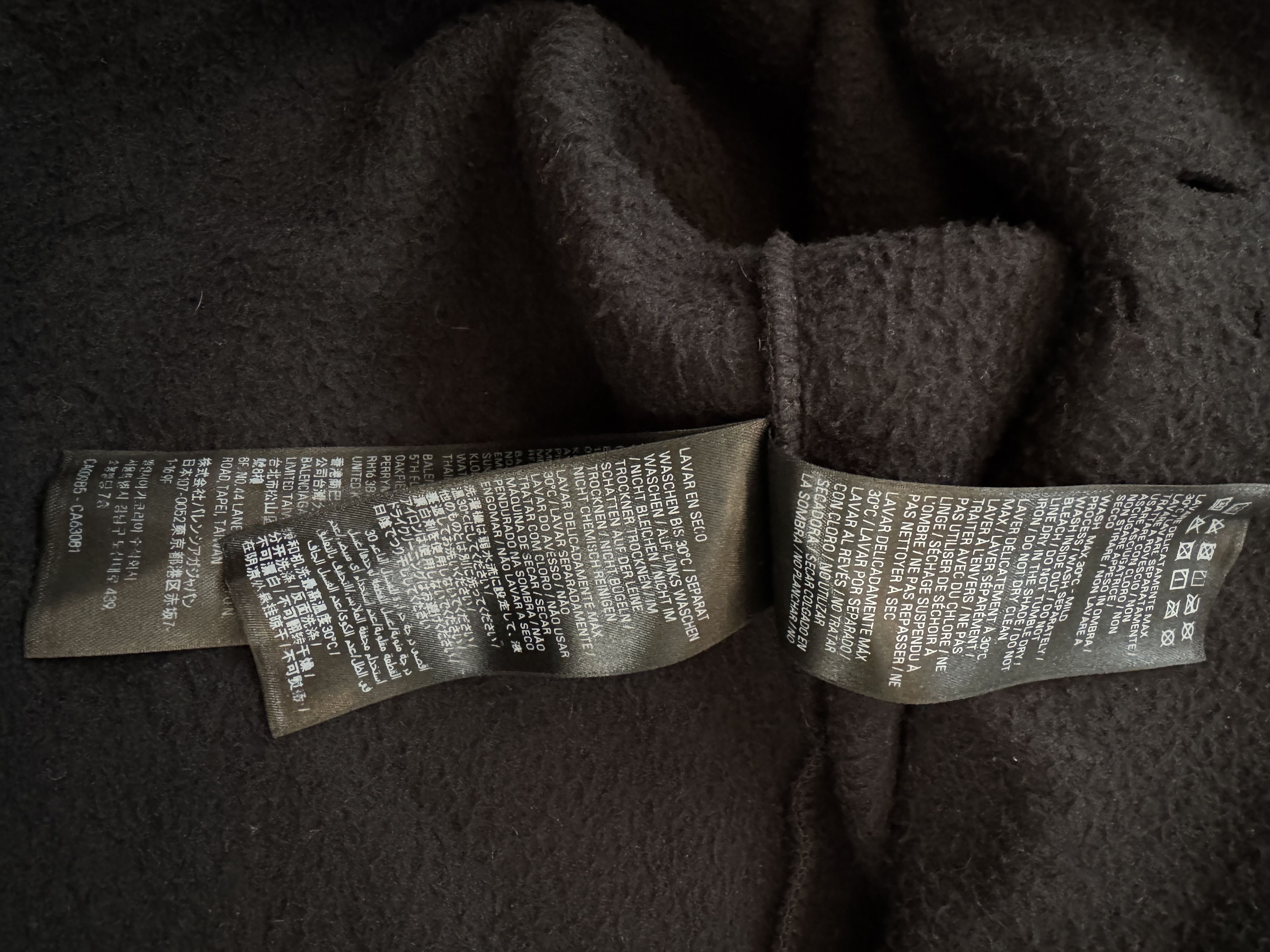 Balenciaga Balenciaga Moon Crinkled Distressed Fleece Hoodie XS Size US XL / EU 56 / 4 - 10 Thumbnail