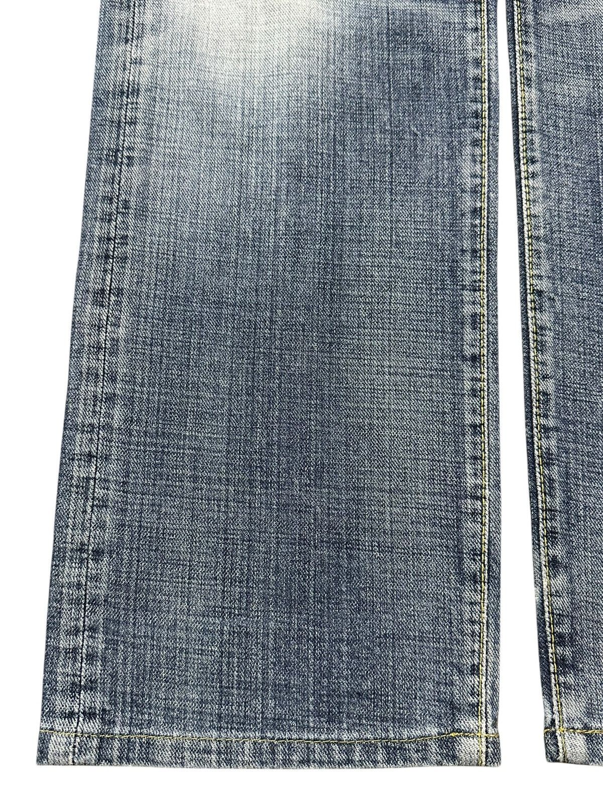 Japanese Brand Vintage Japanese Brand Faded Wash Distressed Loose Jeans Size US 32 / EU 48 - 7 Thumbnail