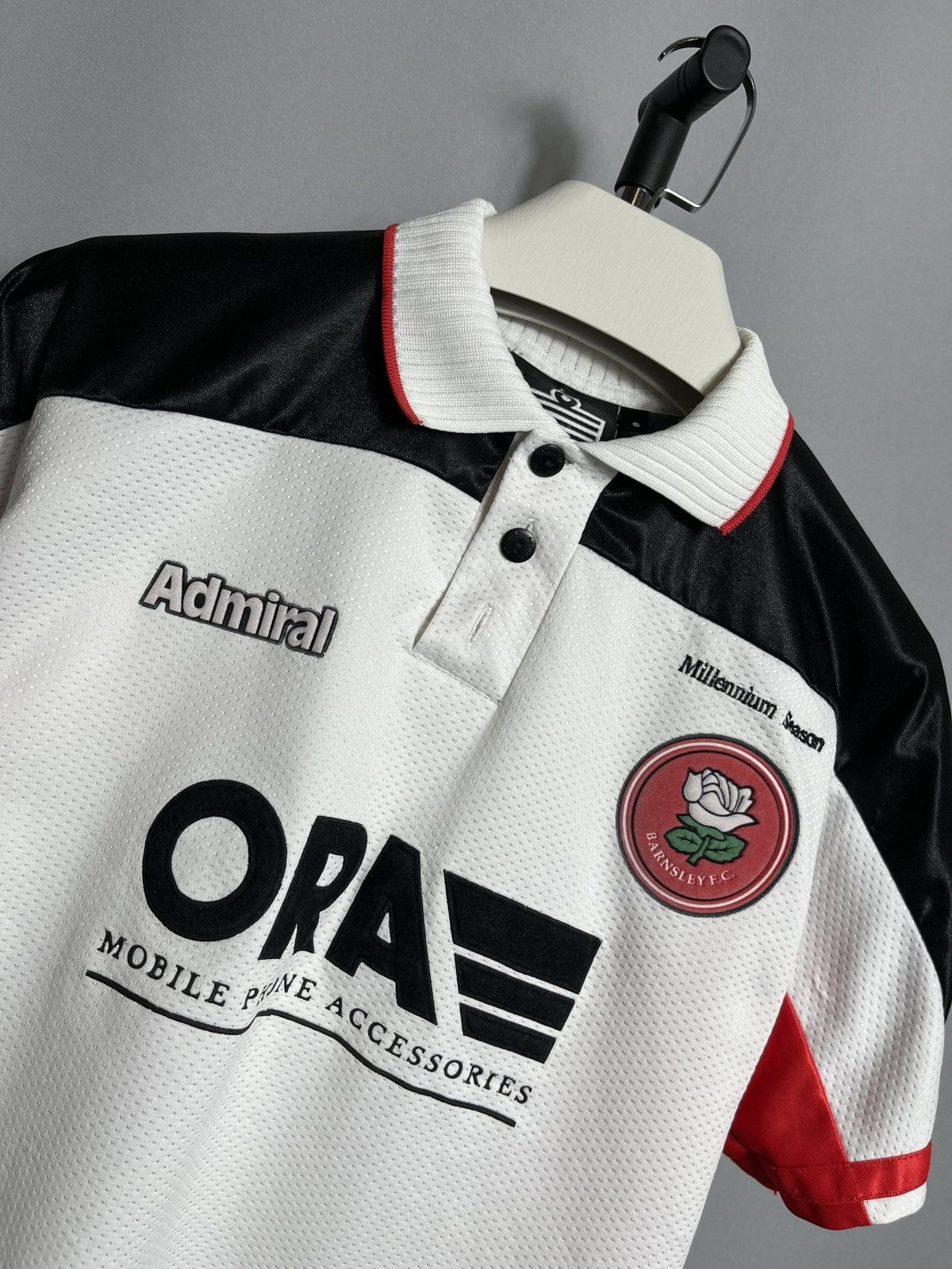 Other Barnsley FC 1999 2000 Away Admiral #11 Darren Barnard Shirt Size US S / EU 44-46 / 1 - 2 Thumbnail