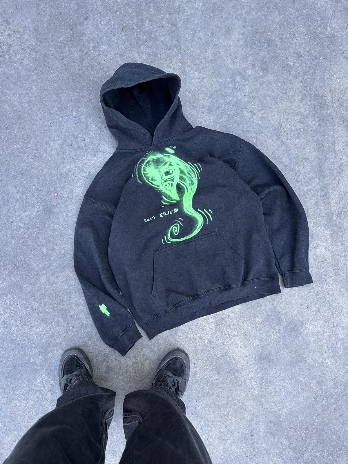 Billie Eilish Billie Eilish 2019 Alien Hoodie Size US L / EU 52-54 / 3 - 4 Thumbnail