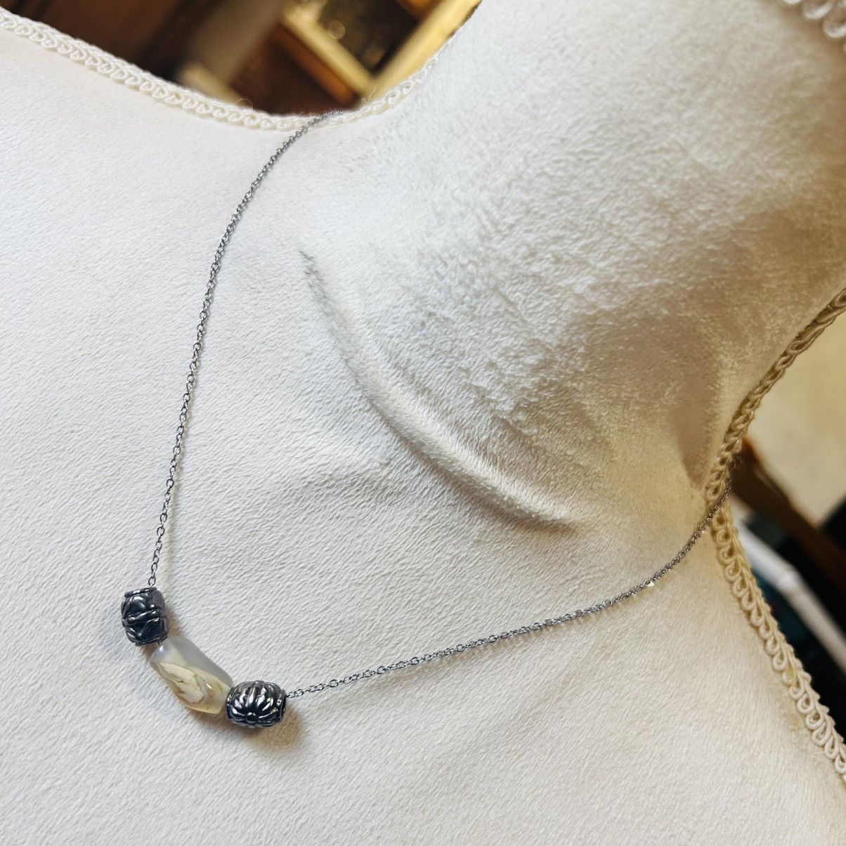 Handmade Handcrafted vintage orca agate filigree slider necklace Size ONE SIZE - 1 Thumbnail