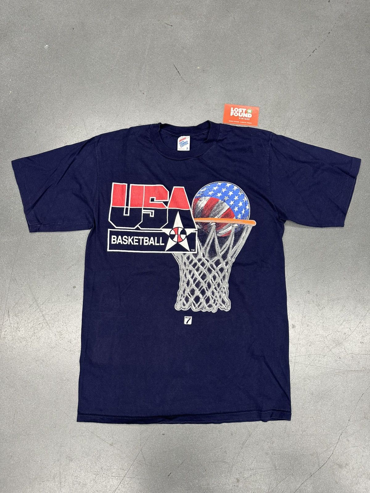 Vintage 90s Vintage USA Olympics Basketball Going In Rim Sports Tee Size US L / EU 52-54 / 3 - 1 Thumbnail
