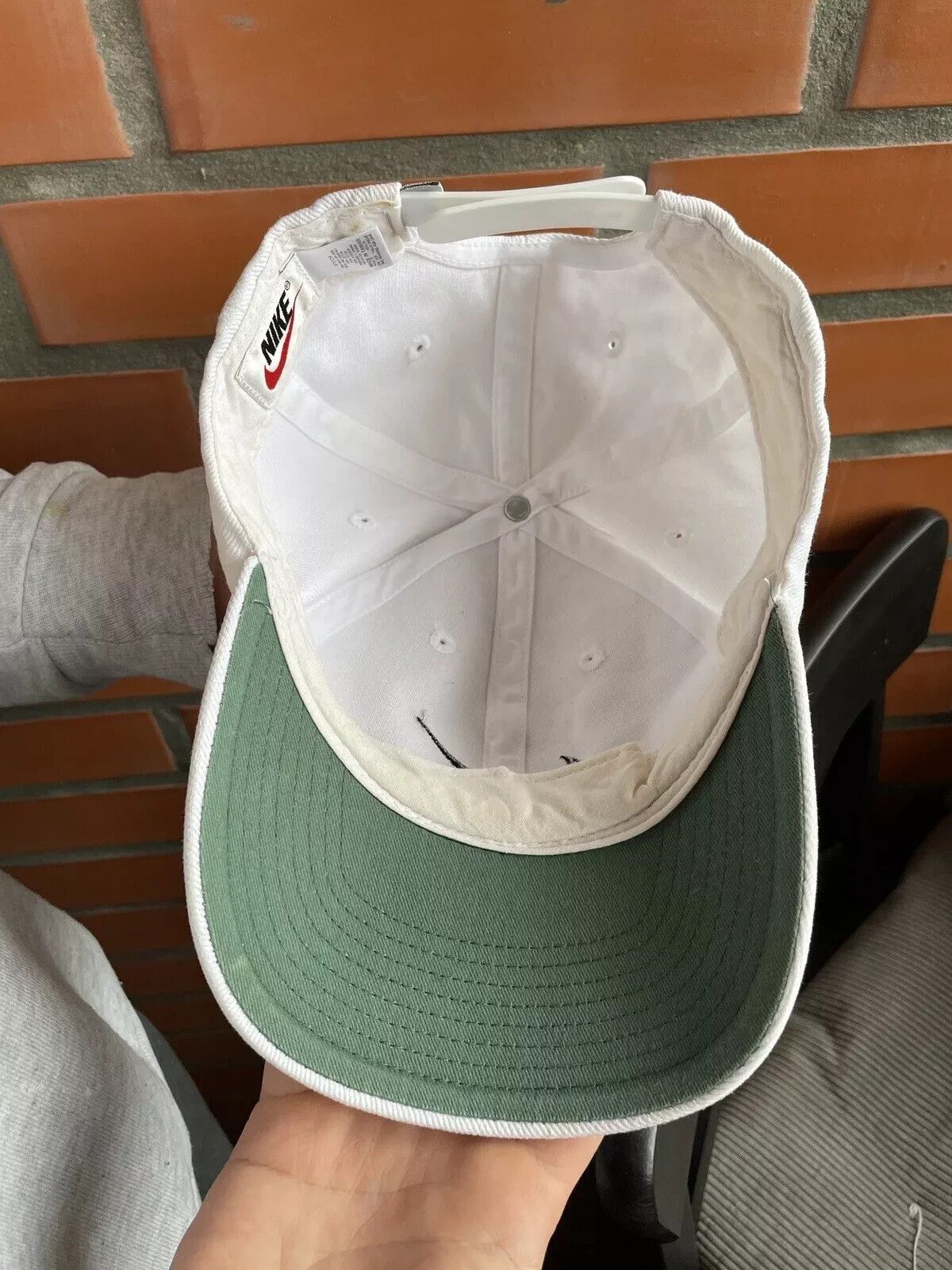 Nike NIKE VINTAGE CAP HAT 1990s 90s MENS TRUCKER SWOOSH Y2K LOGO Size ONE SIZE - 11 Thumbnail