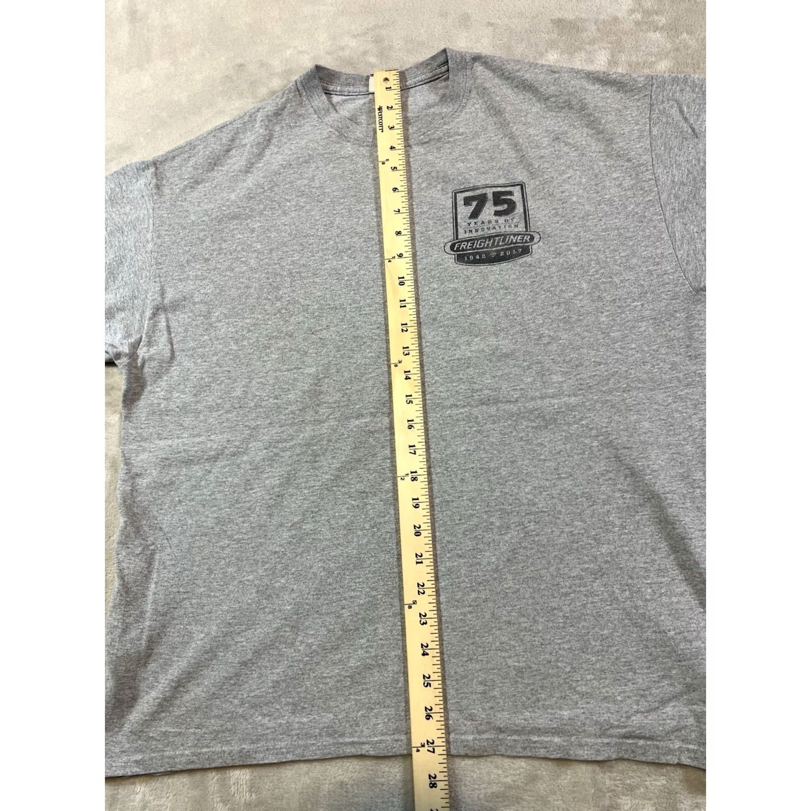 Vintage Freightliner Shirt XL Gray Short Sleeve T-Shirt Mens 75 Years Of Innovation Logo Vintage? No (adjusted) Size US XL / EU 56 / 4 - 3 Thumbnail