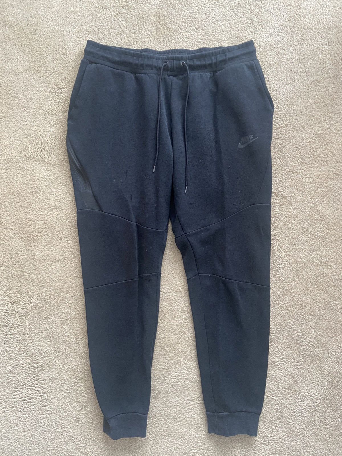 Nike Nike Sportswear Tech Fleece Joggers Size US 34 / EU 50 - 1 Thumbnail