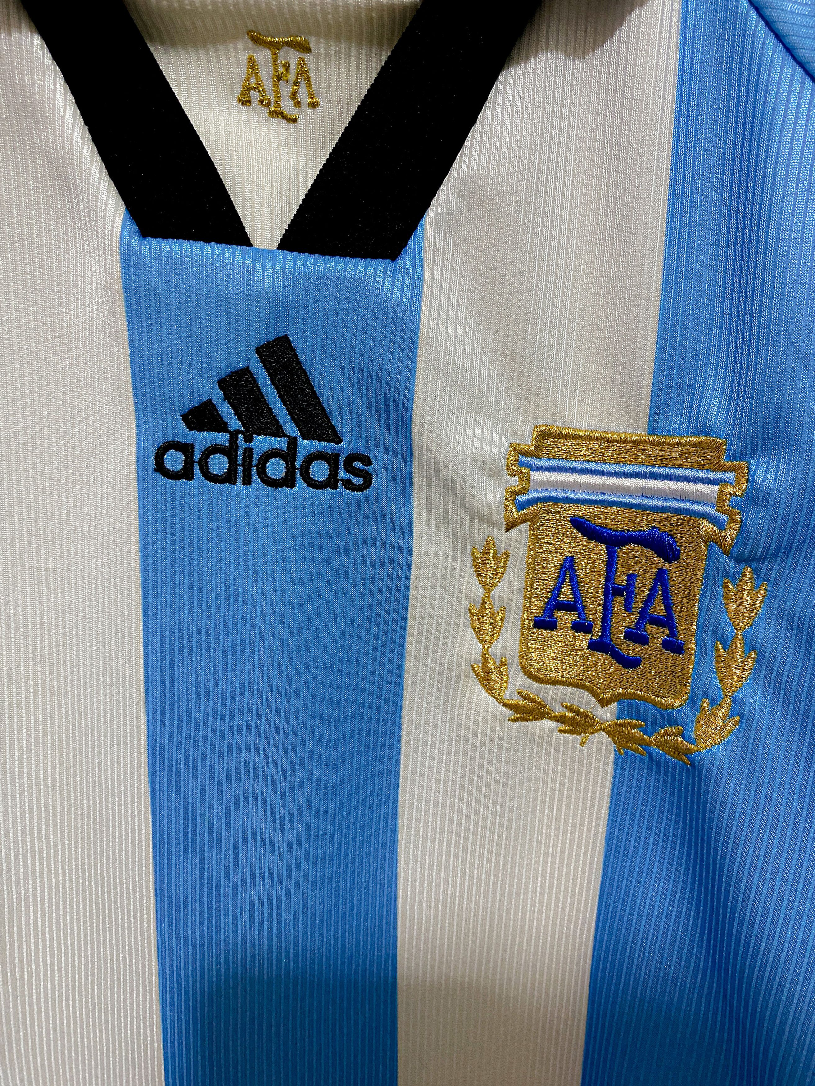 Vintage Vintage Argentina Long Sleeve 1998 World Cup Football Jersey Size US S / EU 44-46 / 1 - 6 Thumbnail