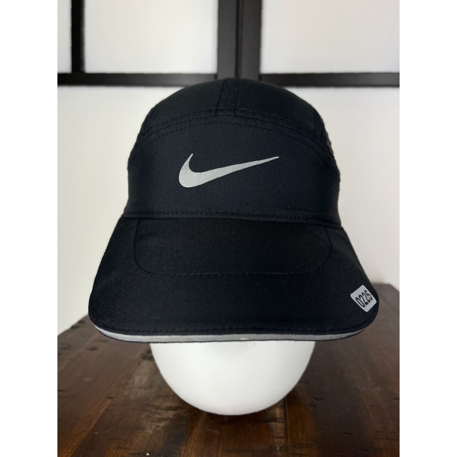 Nike Nike Hat Cap Adjustable One Size Black Tailwind Polyester Pickleball-Style Hat Men Women Sports Logo Golf Size ONE SIZE - 2 Thumbnail