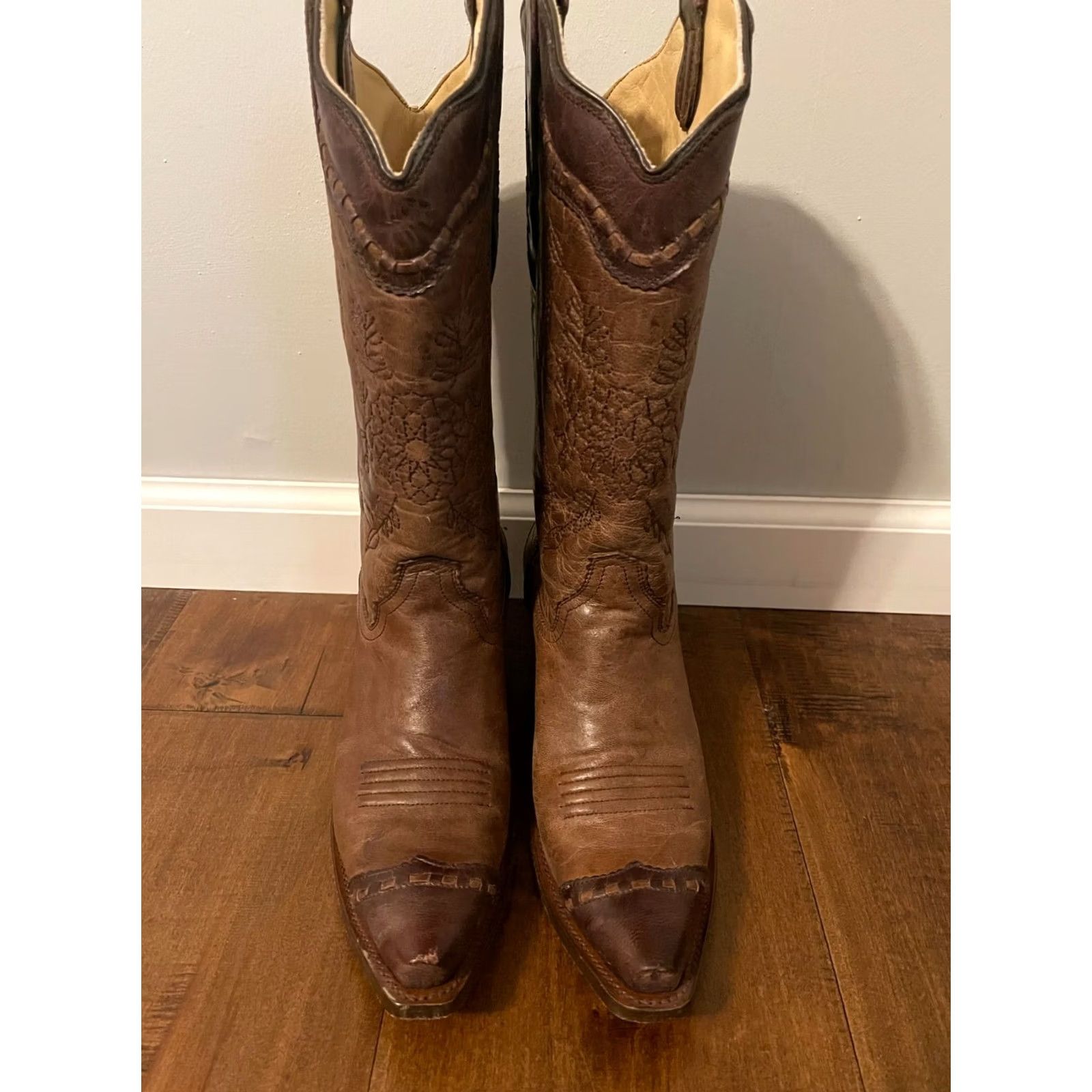 Vintage Corral Boots Western Cowboy Boots Brown Embroidered Floral Ladies Womens 9M Size US 9 / IT 39 - 4 Thumbnail