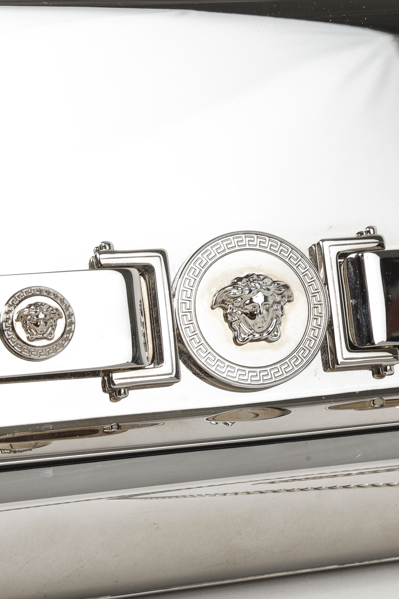 Versace Versace Runway Medusa Silver Metal Clutch Size ONE SIZE - 9 Thumbnail