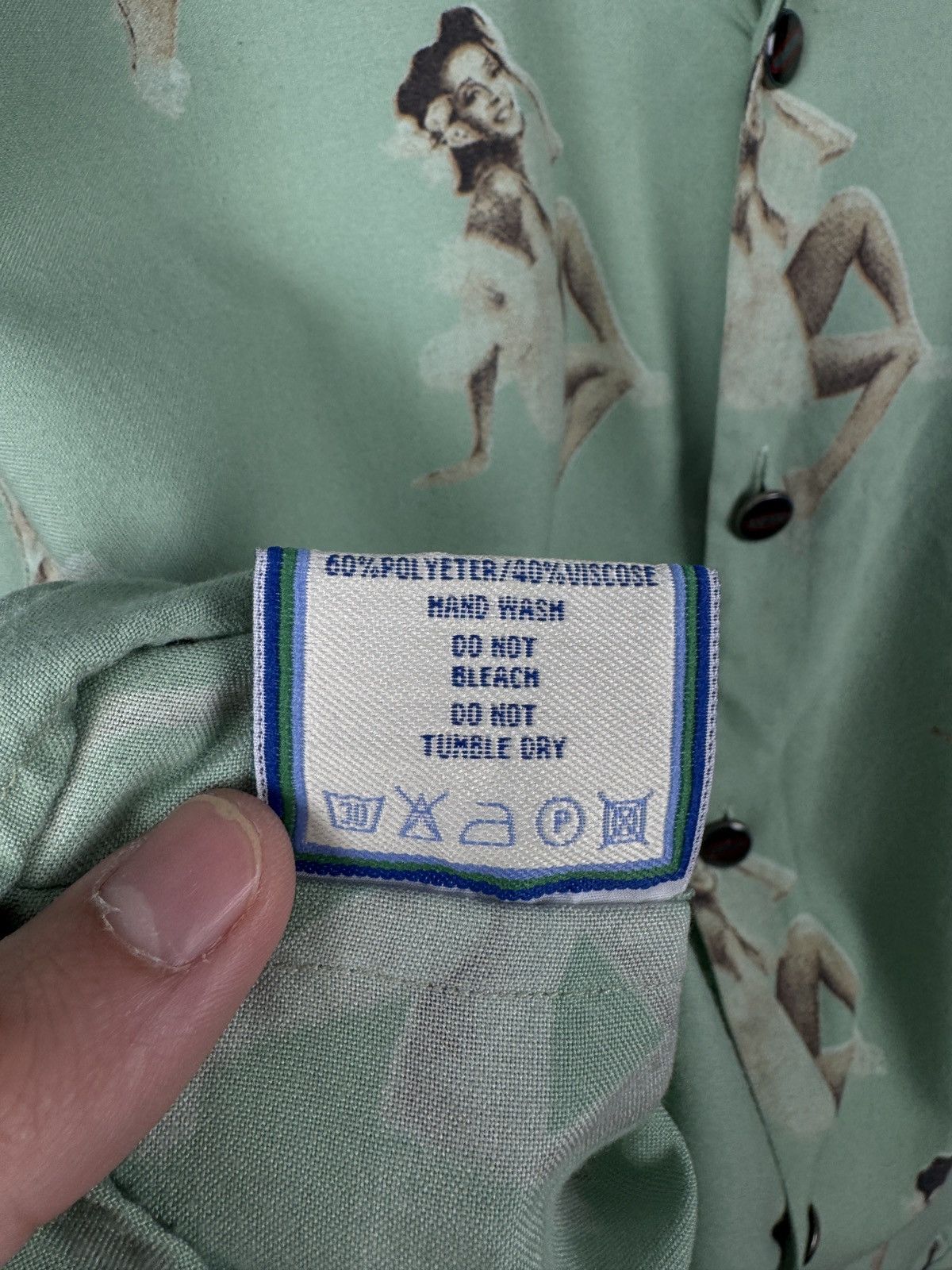 Other Men’s Butt Naked Shirt With Short Sleeves Size Large Size US L / EU 52-54 / 3 - 14 Thumbnail