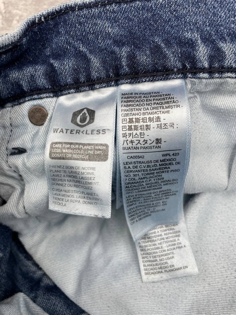 Levi's Levi's Men Denim Jeans Blue Straight Fit Size W34 Size US 34 / EU 50 - 11 Thumbnail