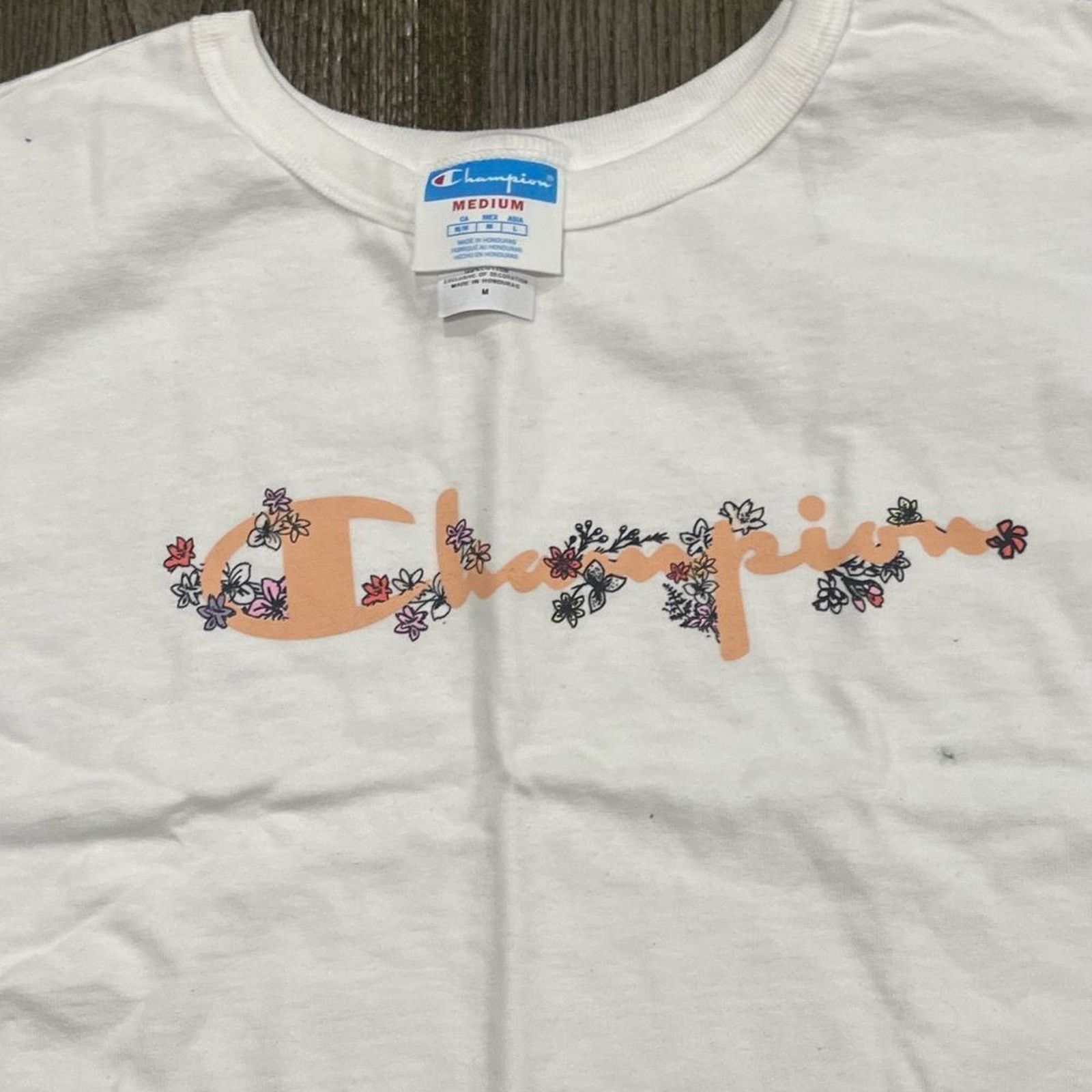 Champion NWT Champion White Floral Graphic Crop Top - Size M Size M / US 6-8 / IT 42-44 - 2 Thumbnail